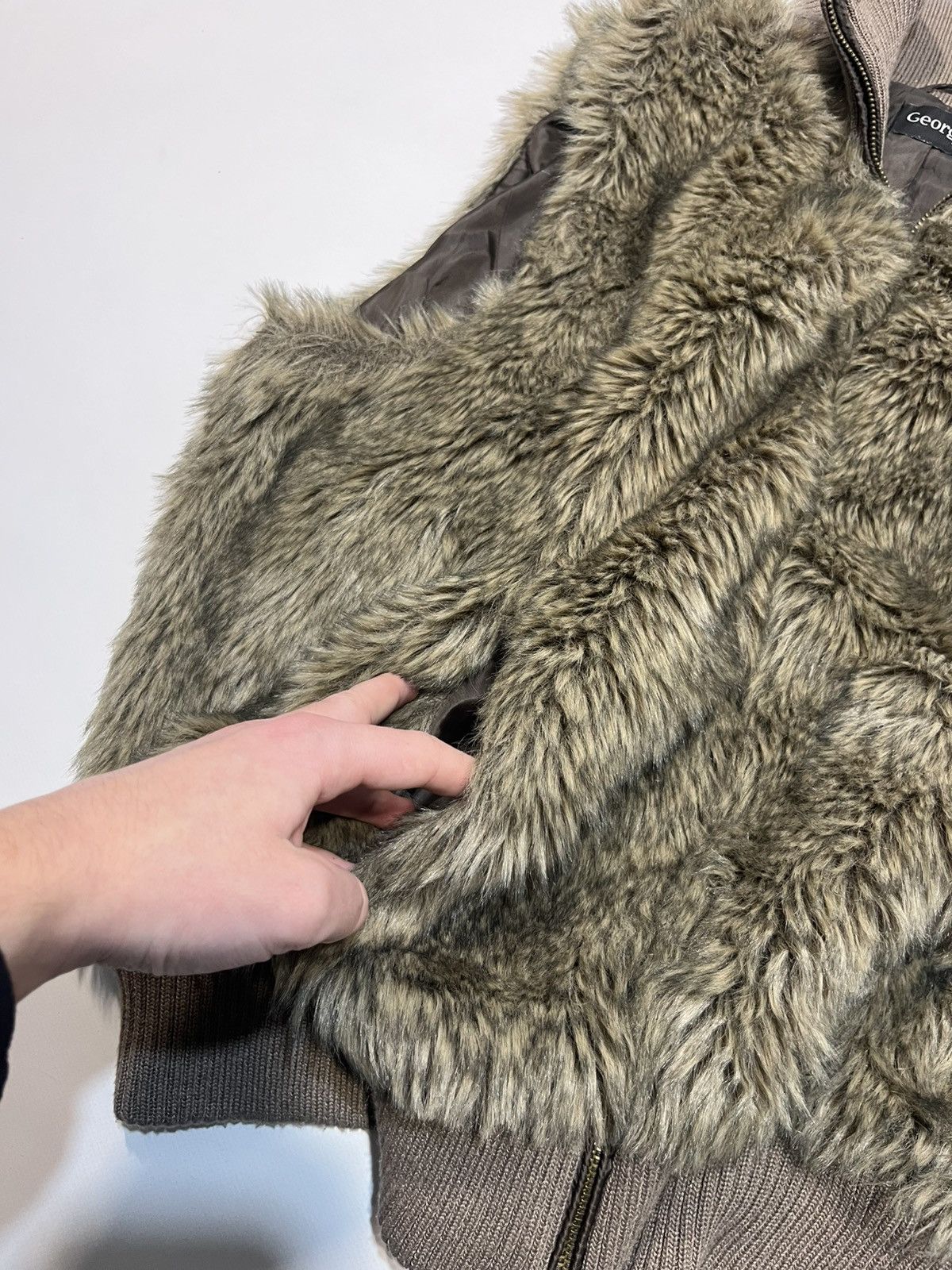 Le Grande Bleu (L.G.B.) Vintage Y2K Full Fur Vest Hysteric Glamour Style Size US M / EU 48-50 / 2 - 3 Thumbnail
