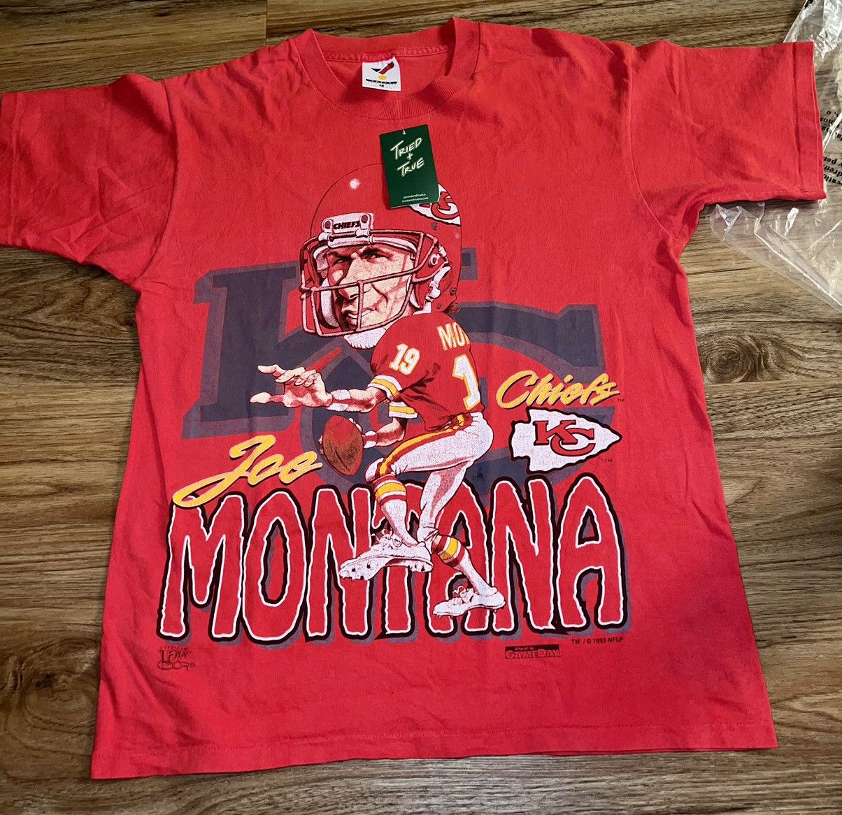 NFL Joe Montana caricature chiefs 1993 large Size US L / EU 52-54 / 3 - 1 Thumbnail