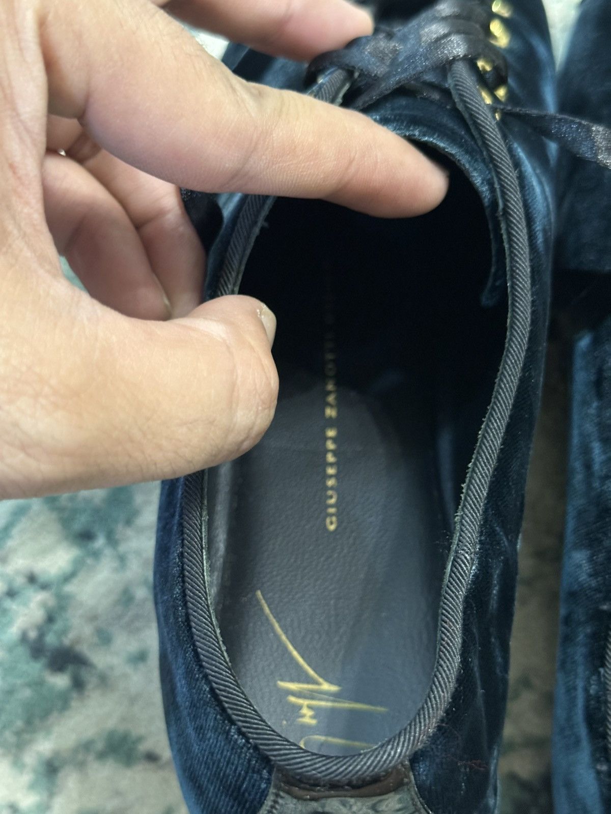 Giuseppe Zanotti Giuseppe Zanotti Black Velvet Metal Cap Toe Oxfords Size 37 Size US 7 / IT 37 - 19 Thumbnail