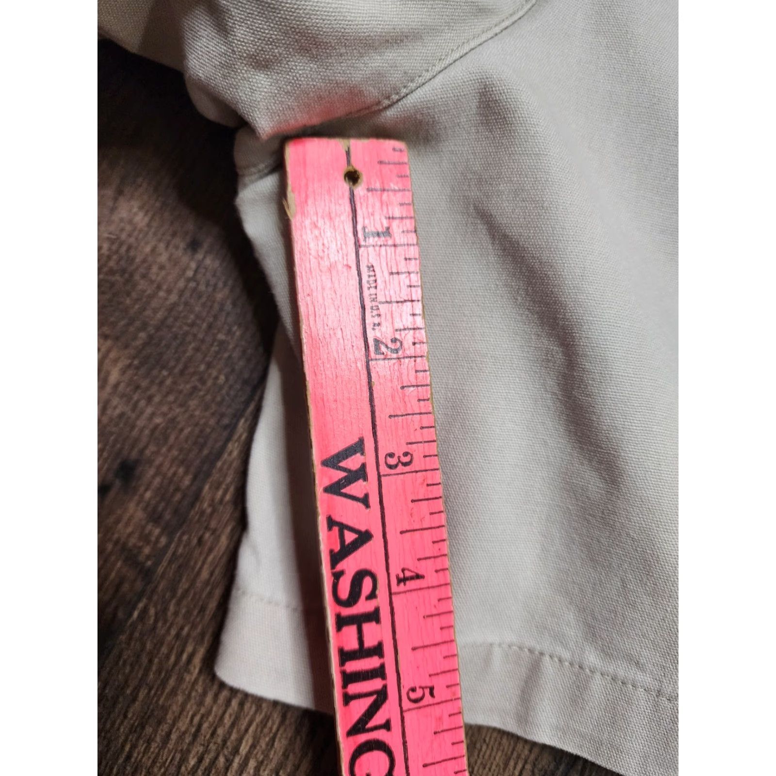 Vintage VINTAGE Columbia 90s Womens Hiking Shorts High Rise Utility 8 Beige Distressed Size 30" / US 8 / IT 44 - 3 Thumbnail