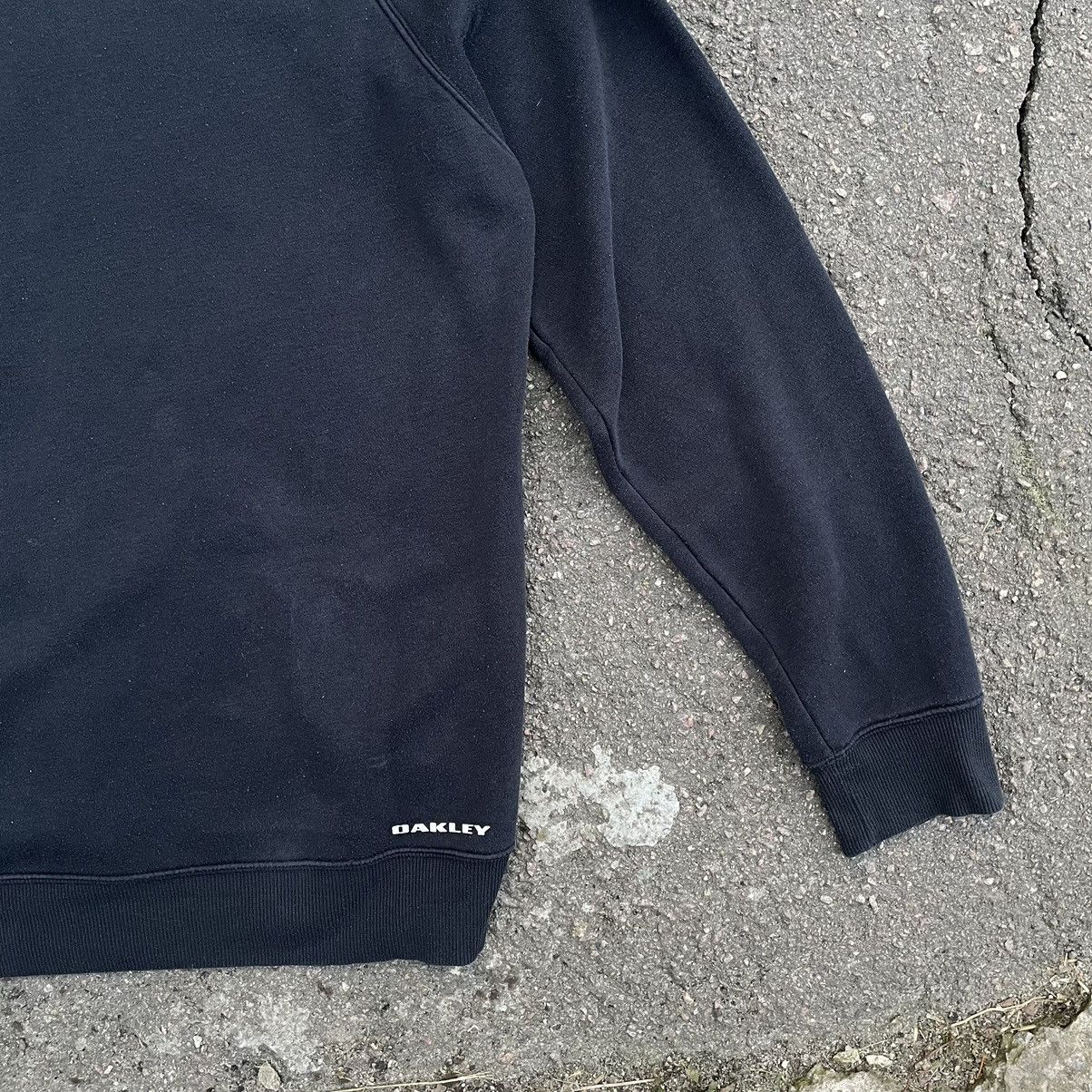 Oakley Vintage Oakley Hoodie Big Logo Sweater Y2K 90s Streetwear Size US M / EU 48-50 / 2 - 8 Thumbnail