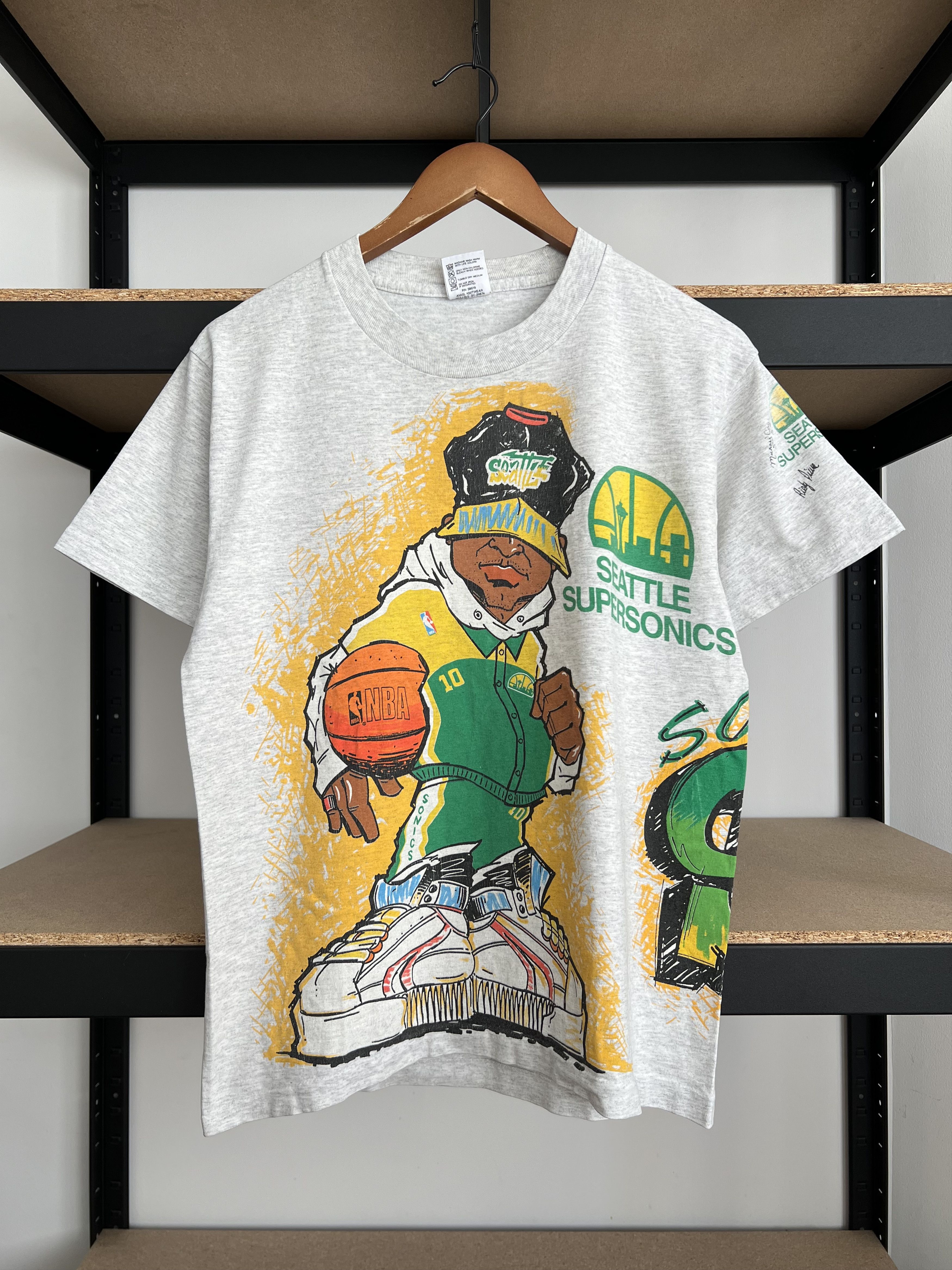 NBA Vintage 90s Seattle Supersonics NBA Gray T-shirt Size US M / EU 48-50 / 2 - 1 Thumbnail