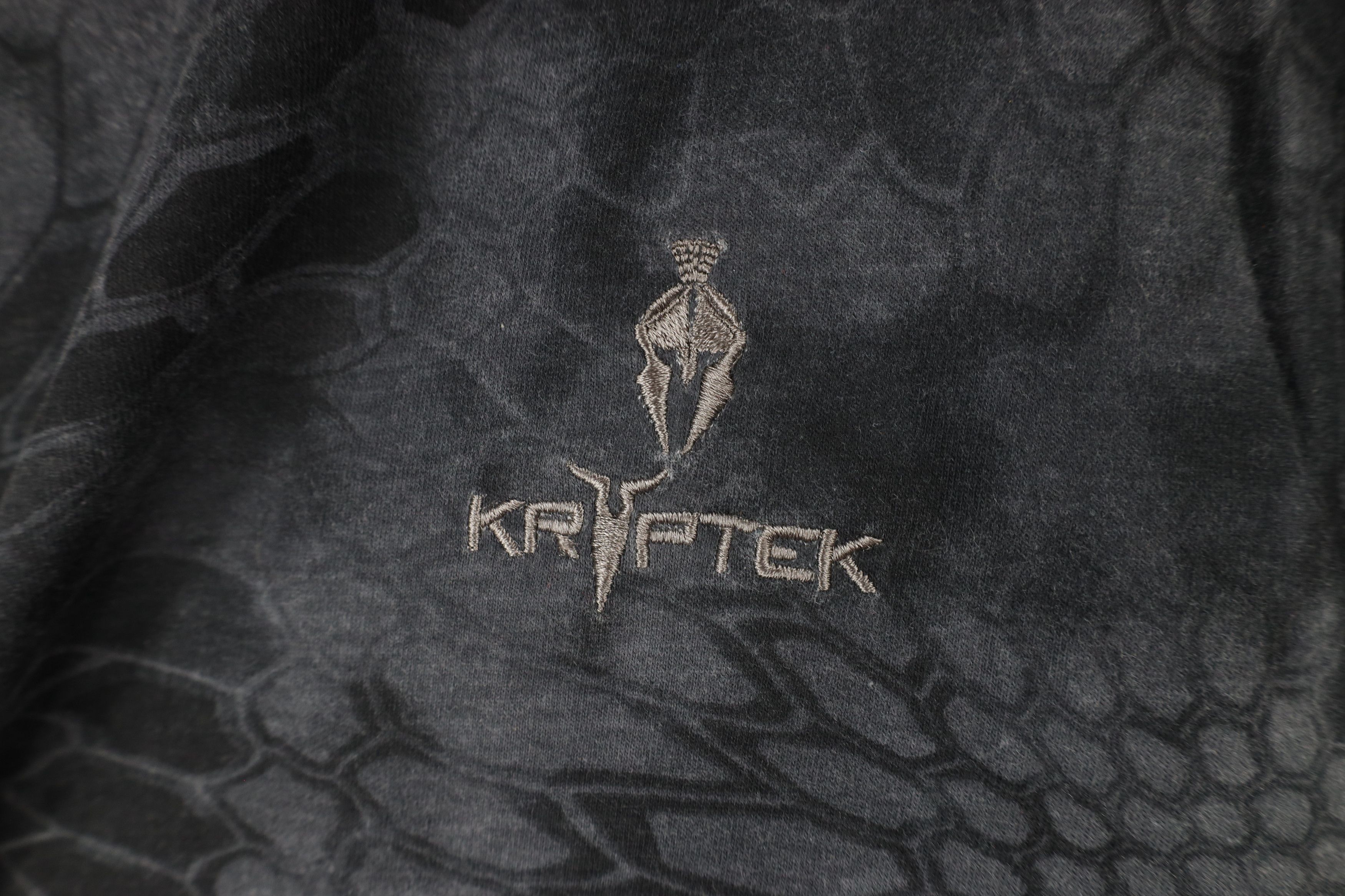 Vintage Kryptek Faded Typhon Camouflage Long Sleeve T-Shirt Cotton Size US XL / EU 56 / 4 - 4 Thumbnail
