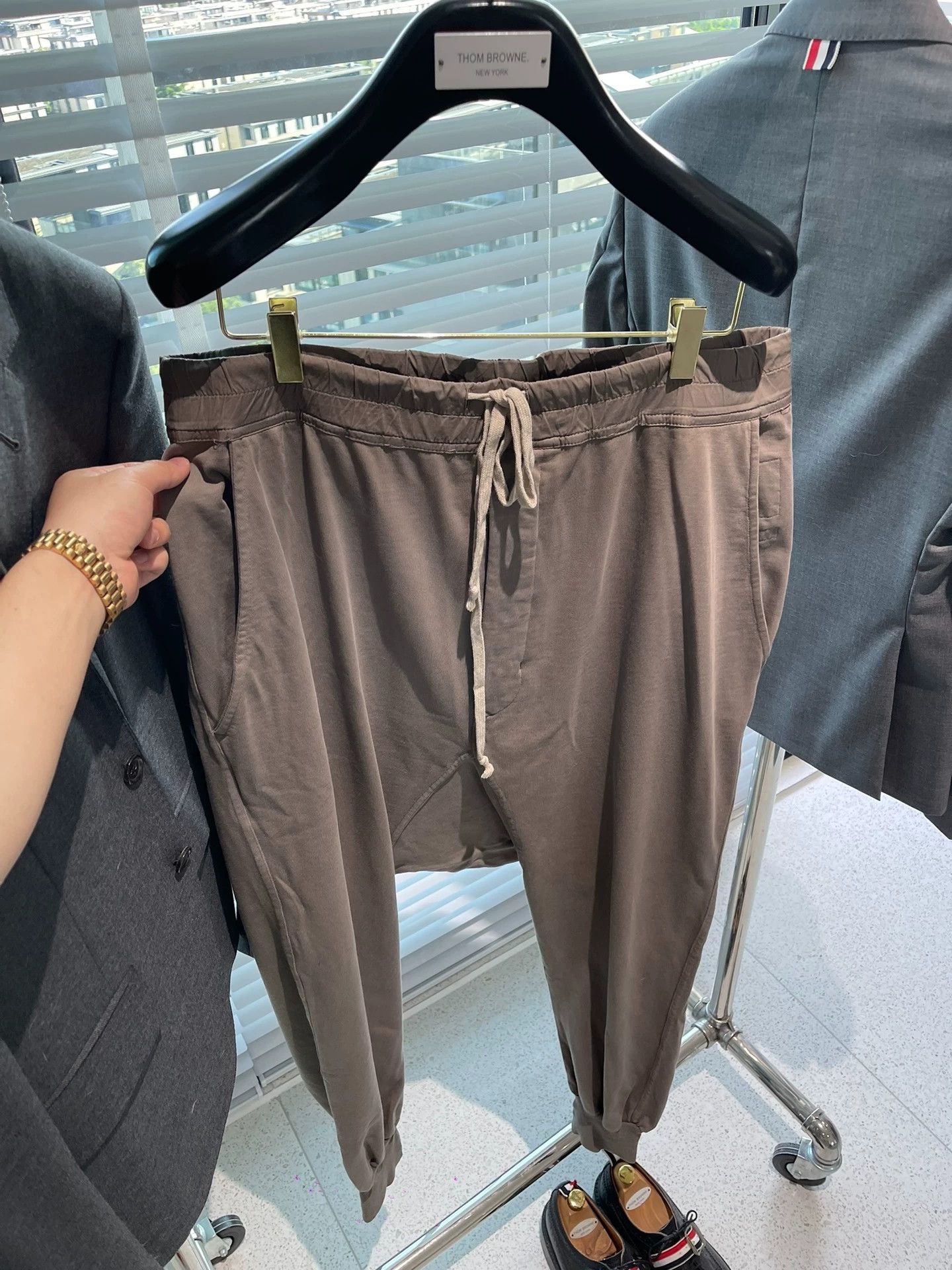 Rick Owens Rick Owens Auxiliary Line Men's Khaki Foot Pants -DMC Size US 34 / EU 50 - 1 Thumbnail