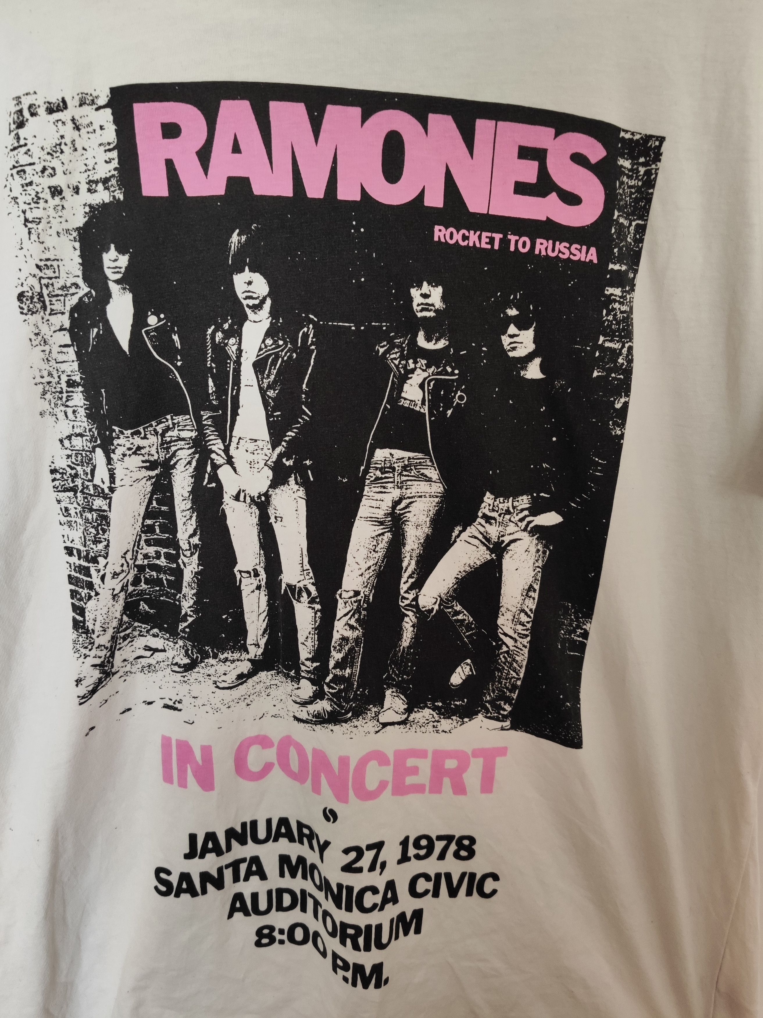 Band Tees × Vintage Ramones Tees Tshirt Size US M / EU 48-50 / 2 - 3 Thumbnail