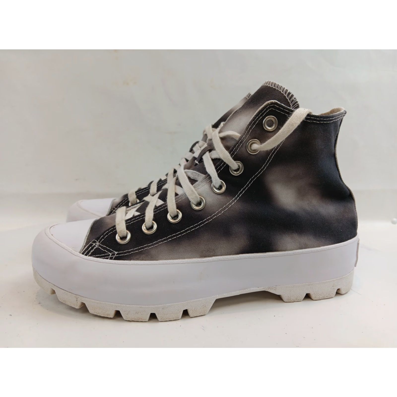 Converse Converse Chuck Taylor All Star Lugged Hi Womens Size 9 Storm Wind White Sneaker Size US 7 / IT 37 - 5 Thumbnail