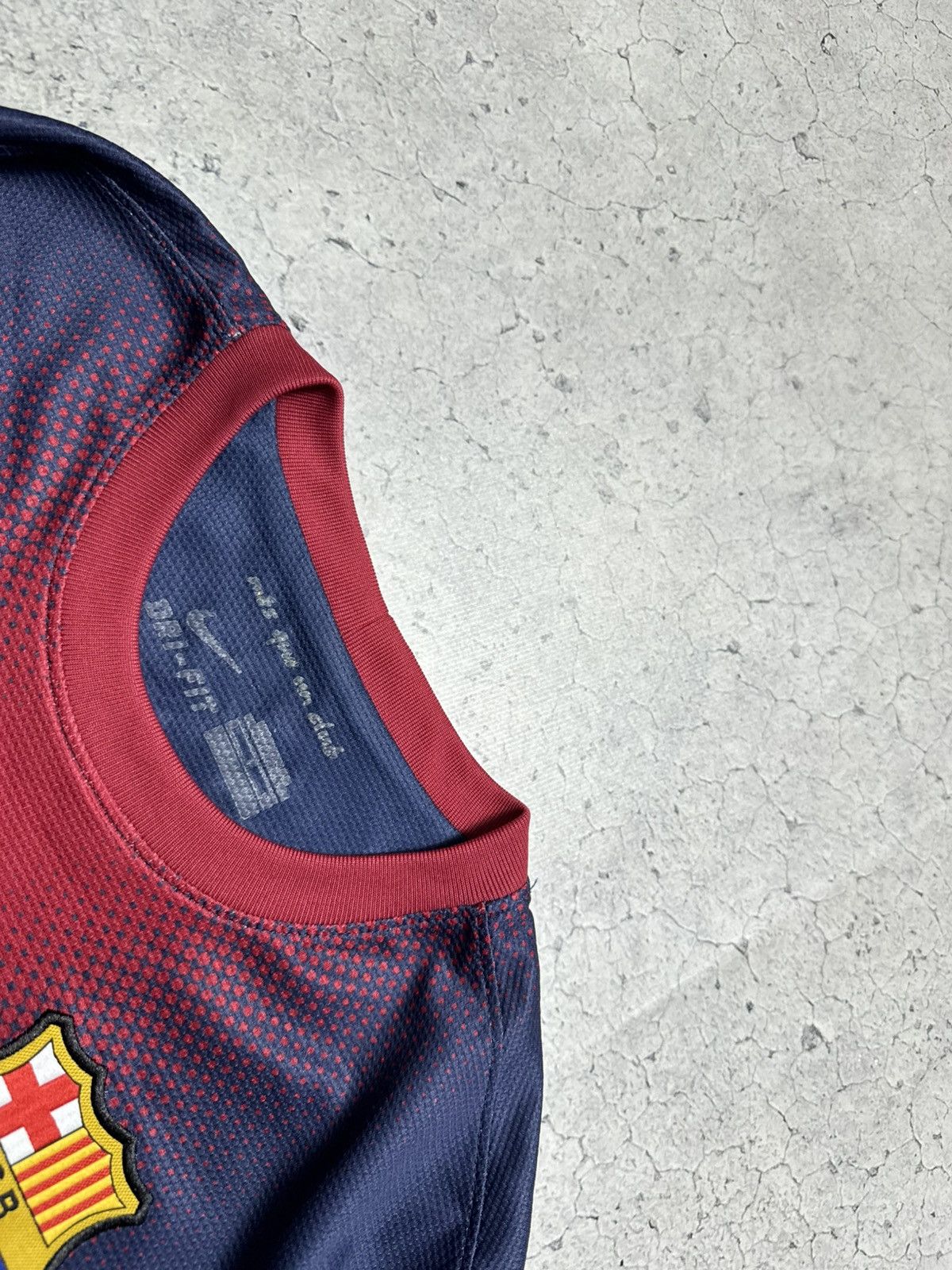 Nike Nike FC Barcelona Vintage Soccer Jersey 2012/2013 Y2K Size US S / EU 44-46 / 1 - 10 Thumbnail