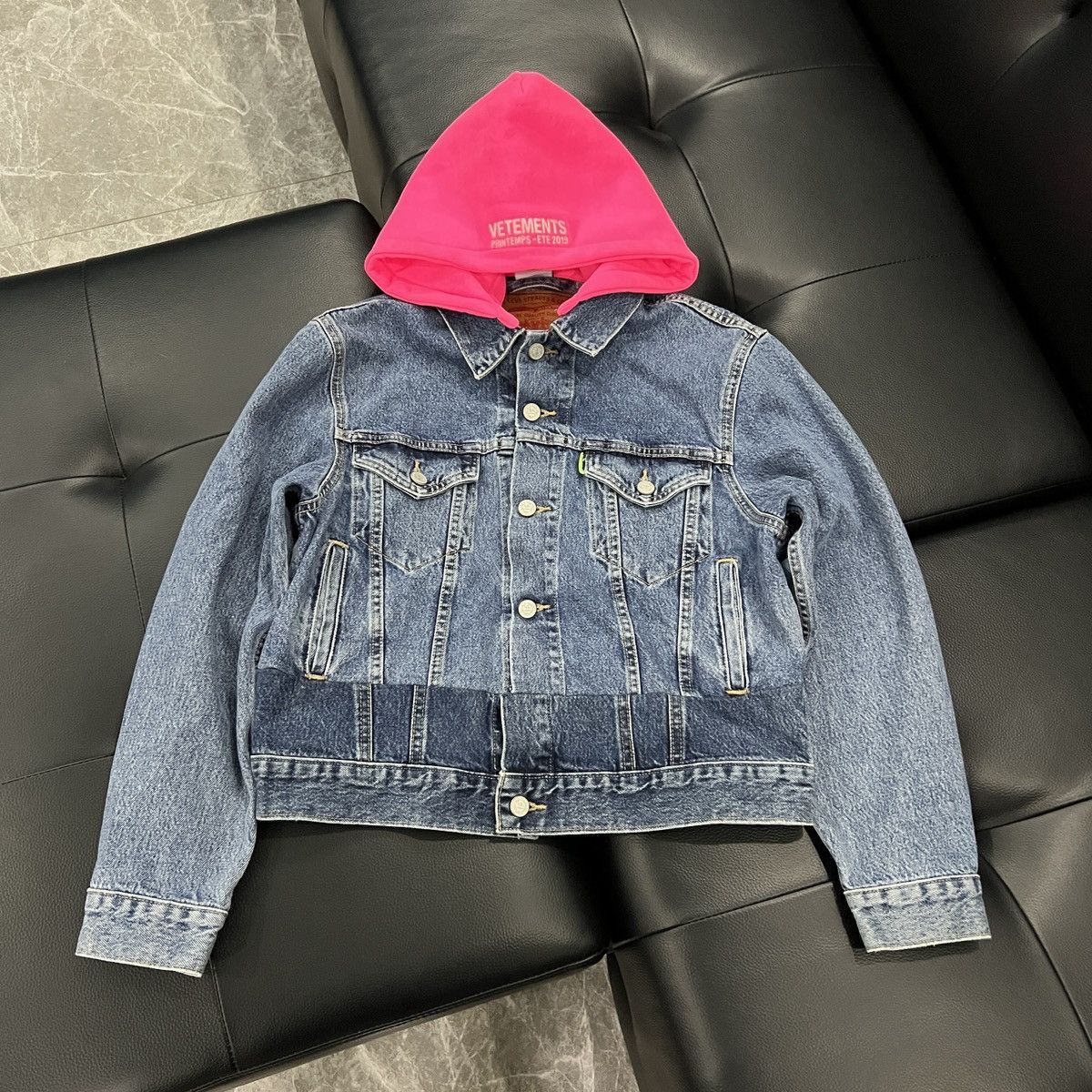 Levi's × Vetements Vetements Size US L / EU 52-54 / 3 - 1 Thumbnail