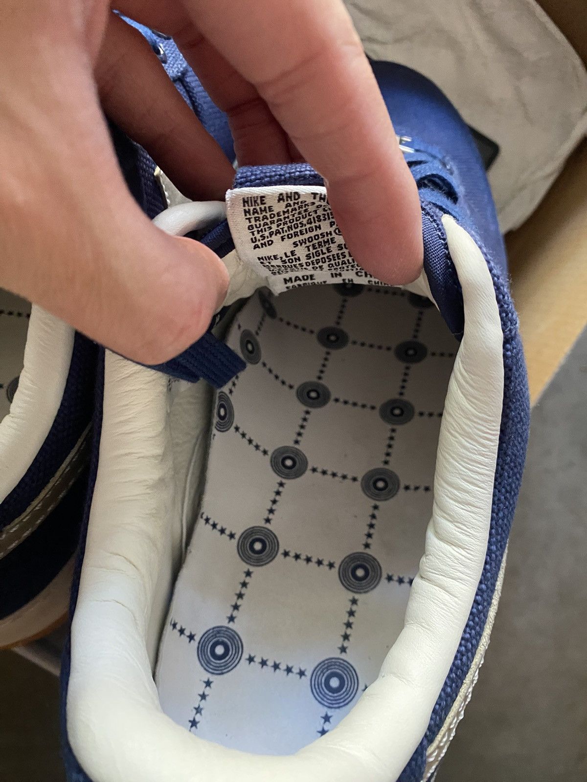 Nike RARE Nike Air Force 1 Size US 10.5 / EU 43-44 - 6 Thumbnail