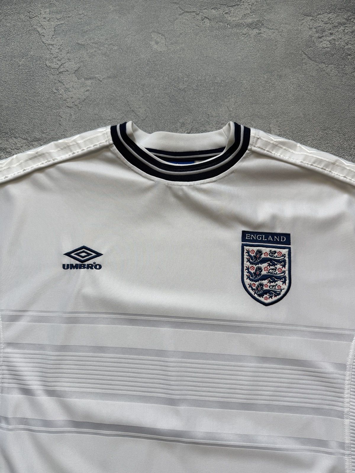 Umbro Vintage Y2K Umbro England Football Soccer Jersey White Size US XL / EU 56 / 4 - 3 Thumbnail