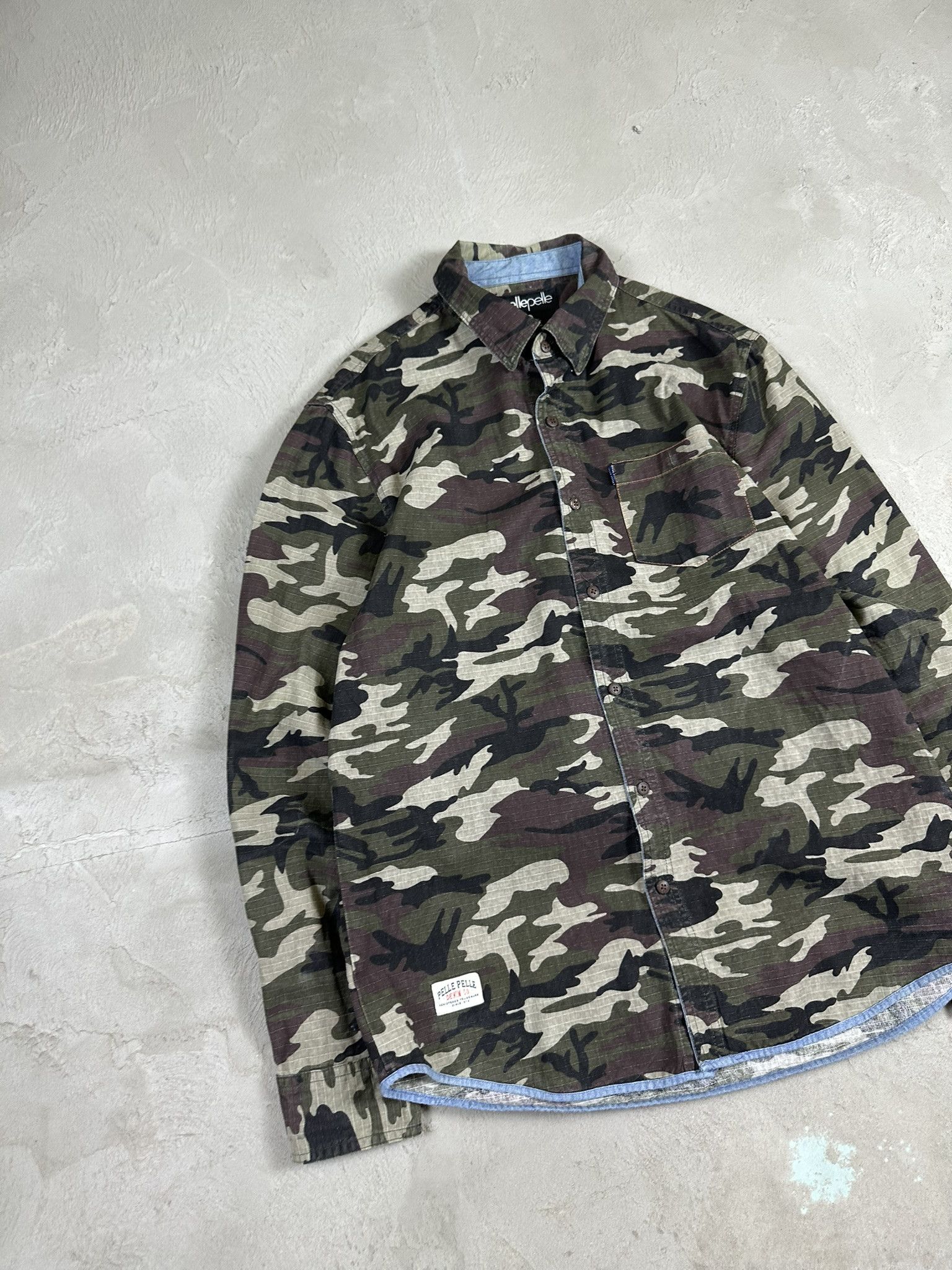 Pelle Pelle Vintage Y2k Pelle Pelle Camo Miitary Button Up Shirt Size US L / EU 52-54 / 3 - 2 Thumbnail