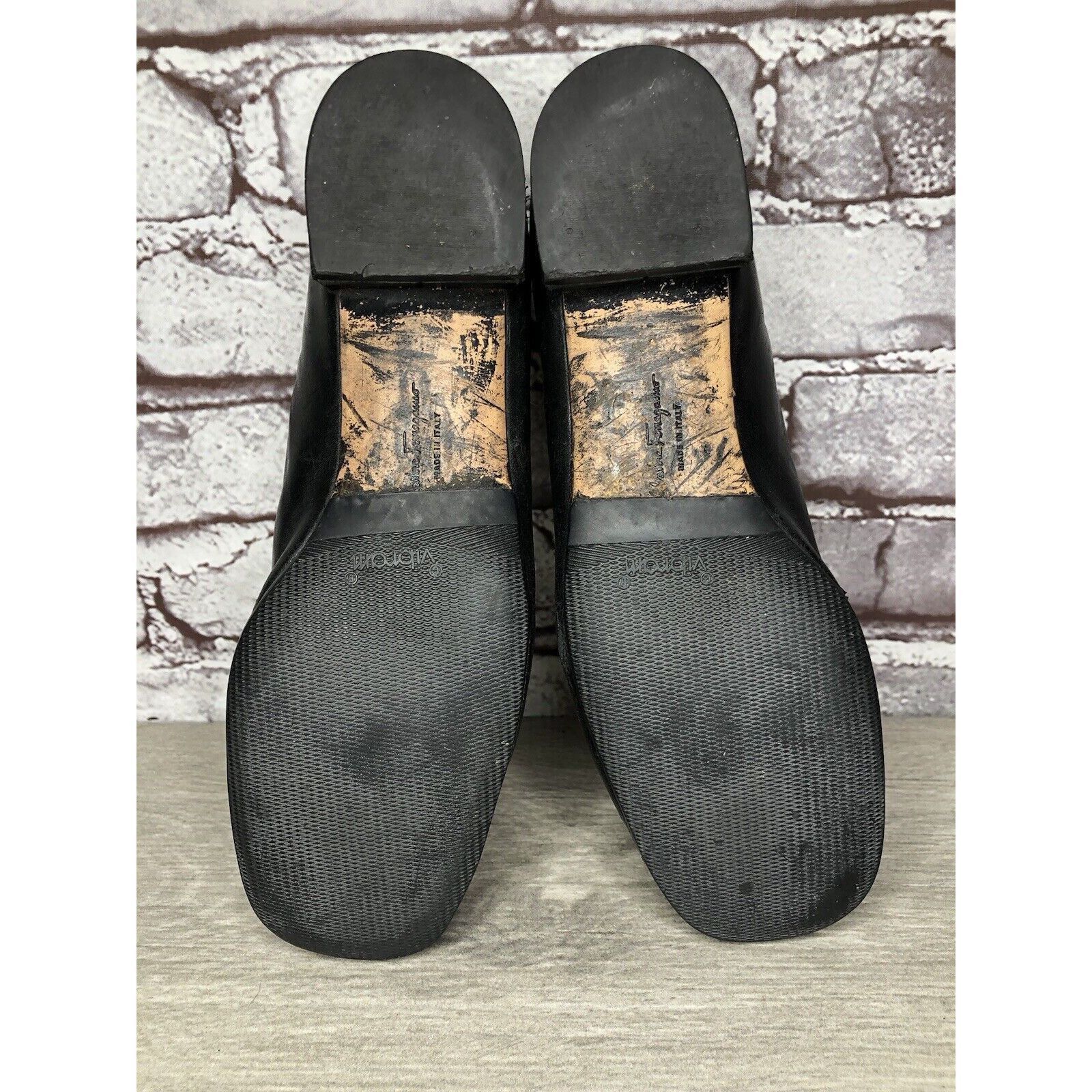 Salvatore Ferragamo Salvatore Ferragamo Black Leather Logo Slip On Loafer Shoes Size US 6 / IT 36 - 10 Thumbnail