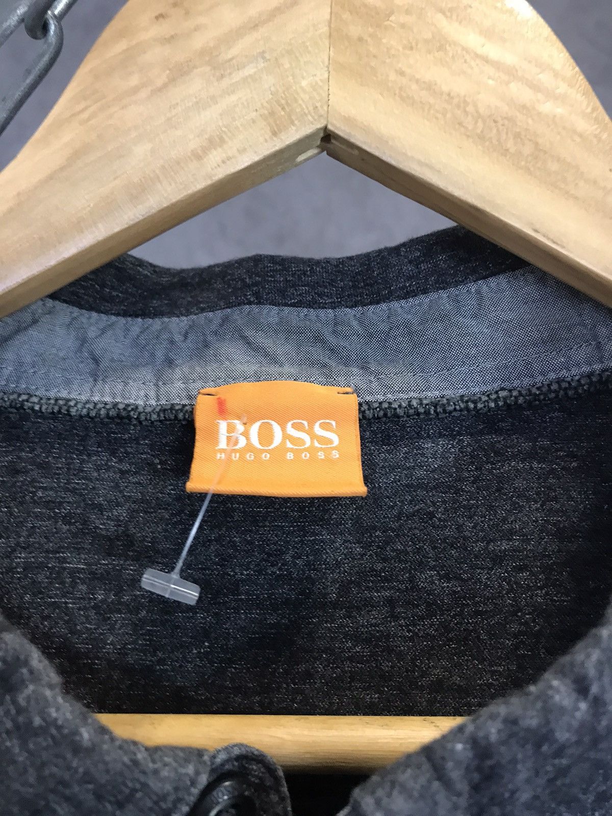 Designer Hugo Boss designer polo long sleeve Size US XL / EU 56 / 4 - 3 Thumbnail
