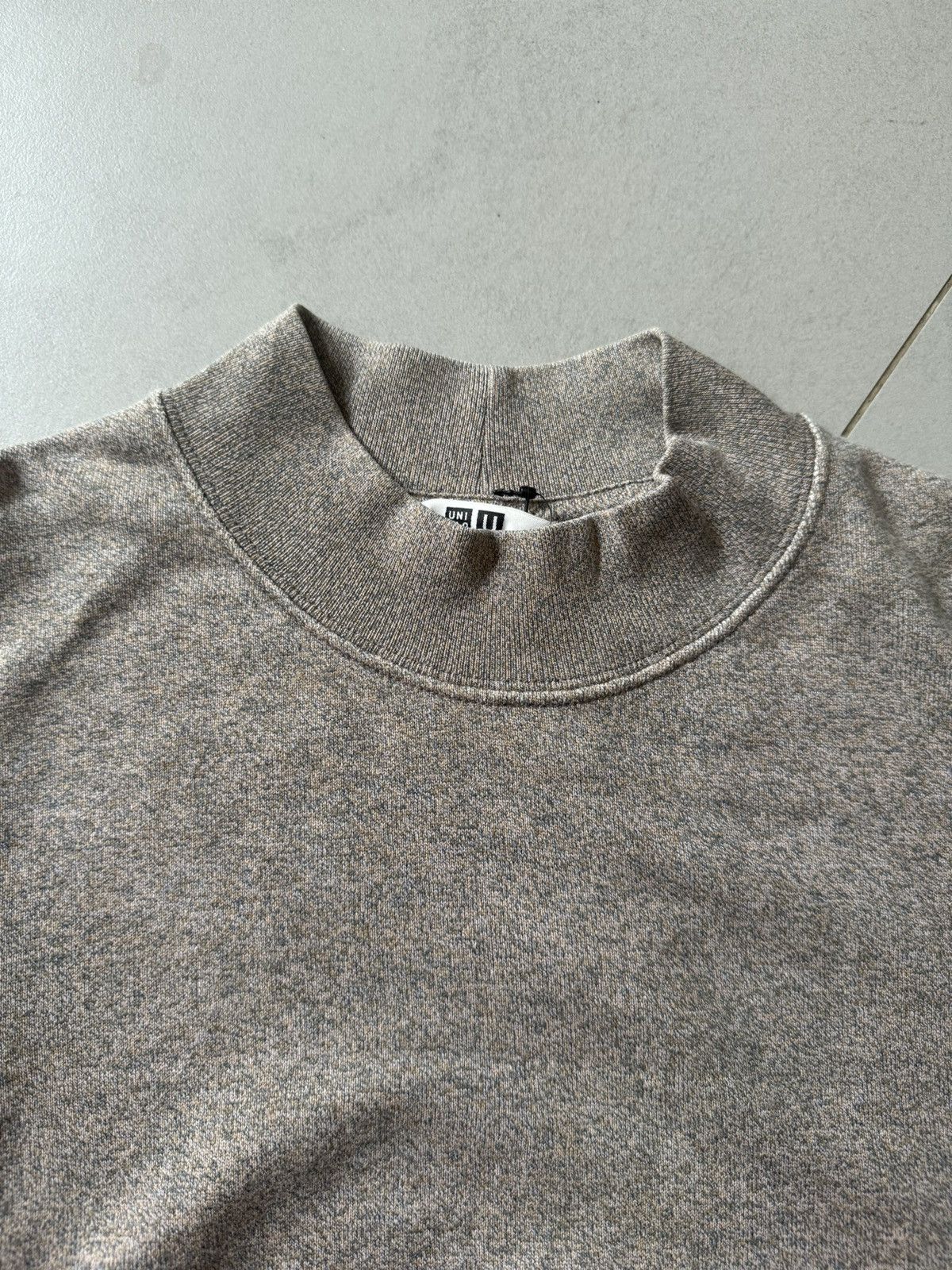 Uniqlo Uniqlo Crewnecks Size US S / EU 44-46 / 1 - 3 Thumbnail