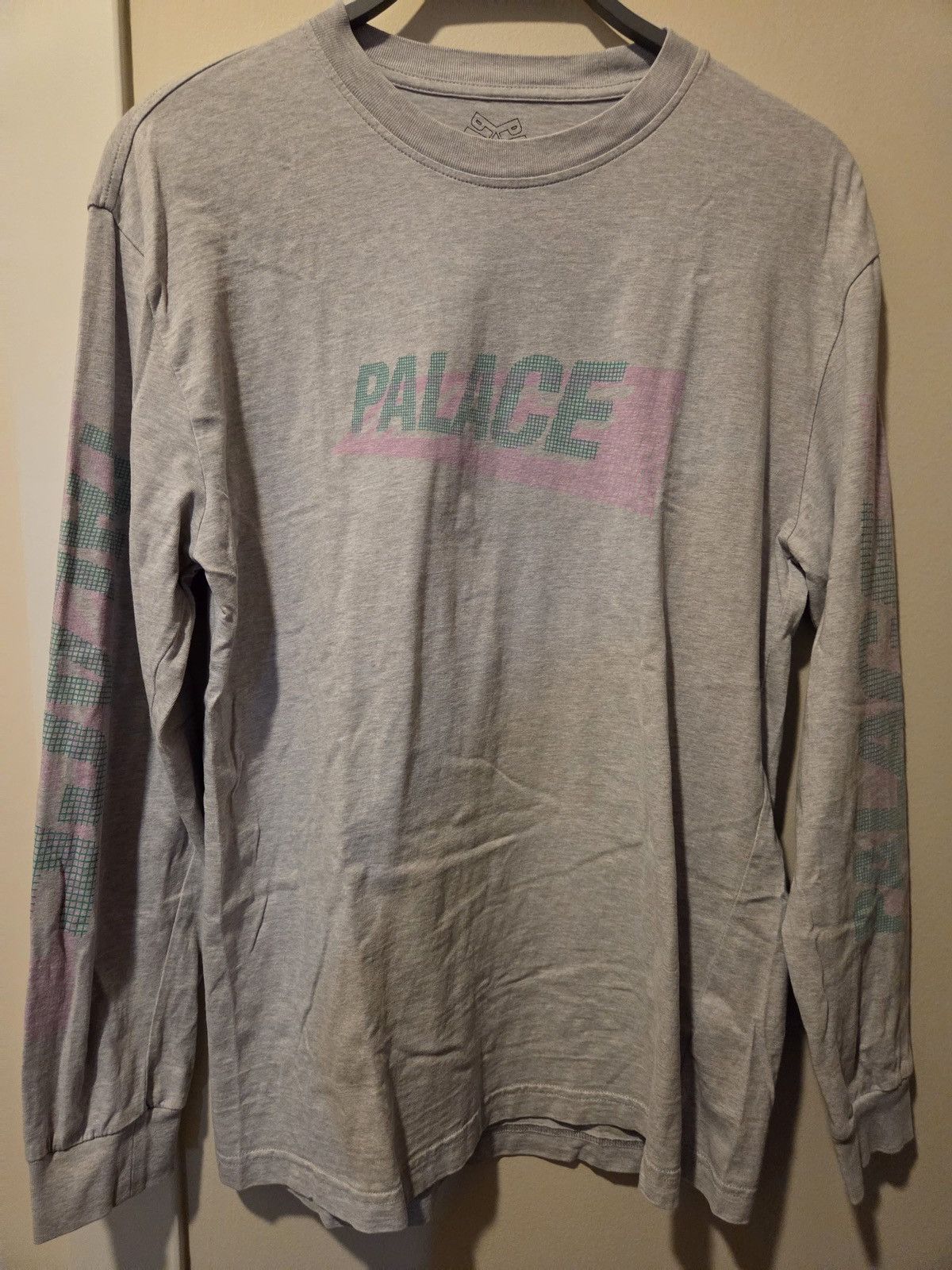 Palace Palace Logo Long Sleeve Tee Grey Size M Size US M / EU 48-50 / 2 - 1 Thumbnail