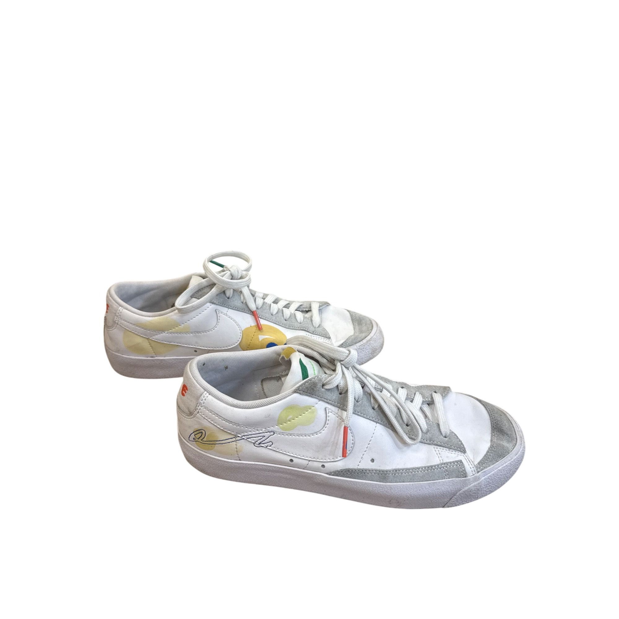 Nike Nike Flyleather Blazer Low Mayumi Yamase Mens Sneakers White Size US 9.5 / EU 42-43 - 3 Thumbnail