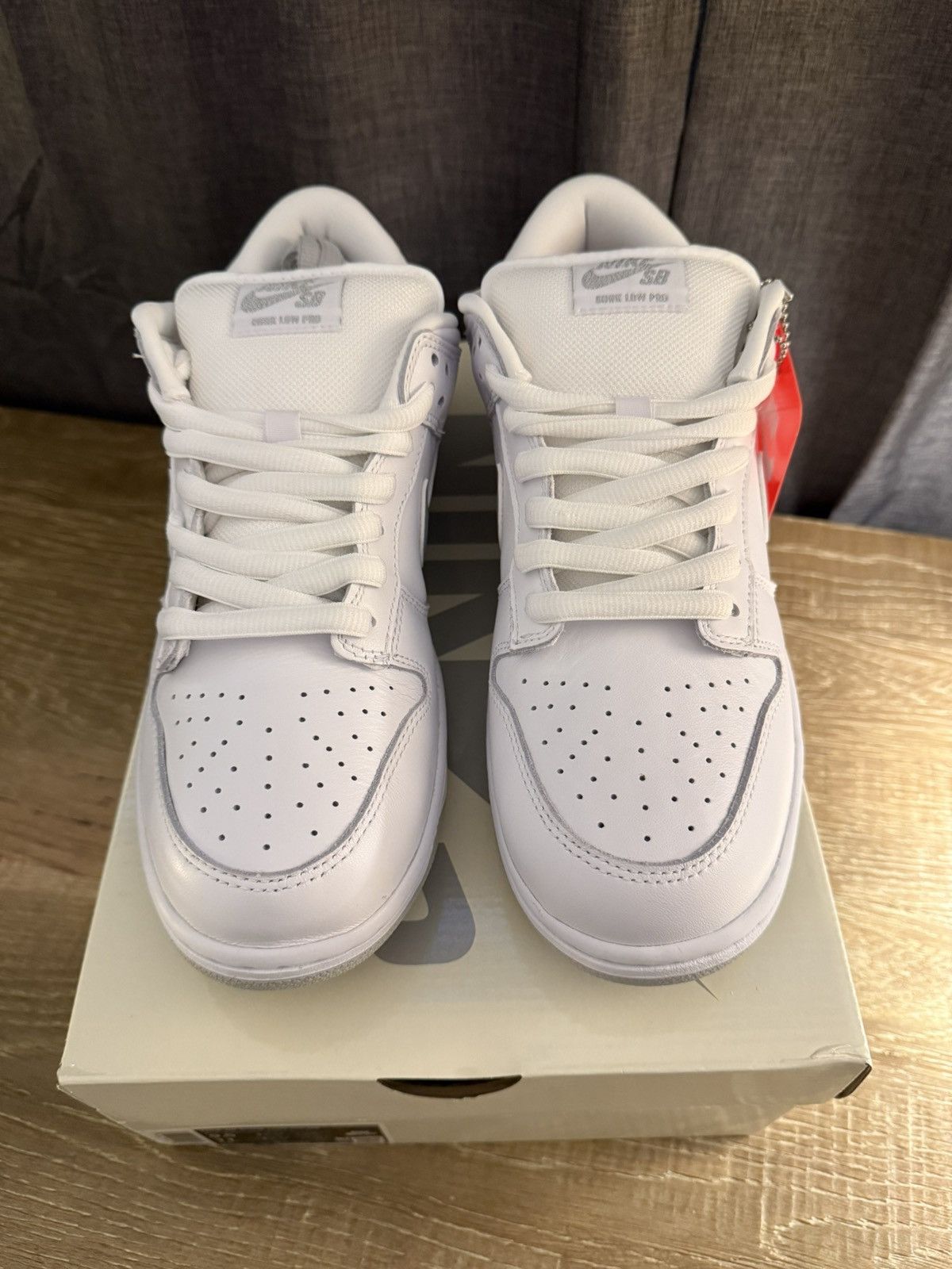 Supreme Supreme 94 Nike SB Dunk Low White Size US 9.5 / EU 42-43 - 4 Thumbnail