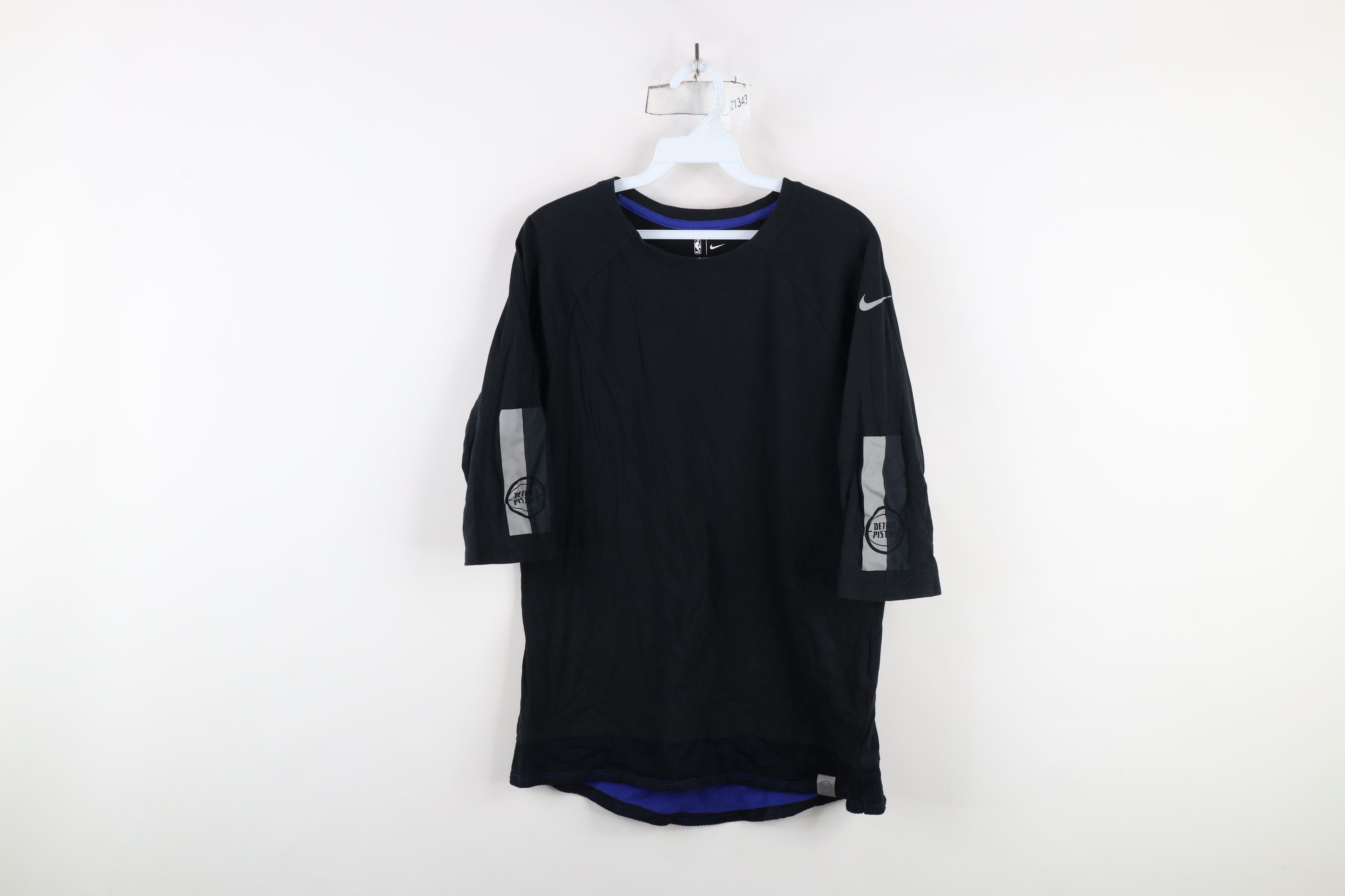 Nike × Vintage Nike Cut Detroit Pistons Basketball 3/4 Sleeve T-Shirt Black Size US L / EU 52-54 / 3 - 1 Thumbnail