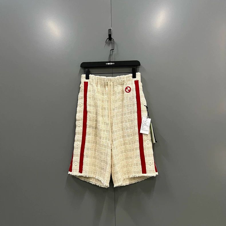 Gucci GUCCI Striped Color Block Print Shorts Size US 34 / EU 50 - 1 Thumbnail