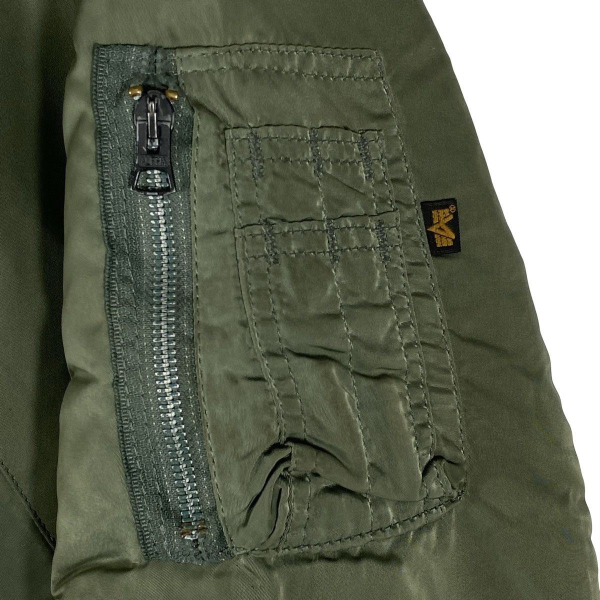 Alpha Industries Vintage Alpha Industries MA-1 Bomber Jacket Reversible Size US M / EU 48-50 / 2 - 5 Thumbnail