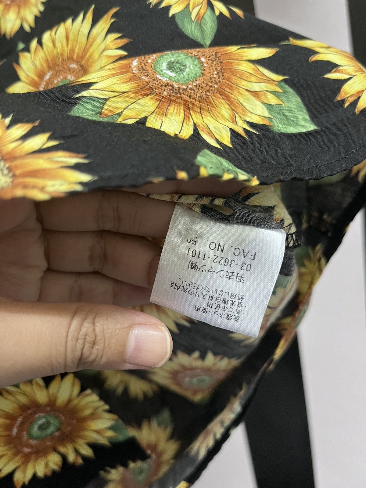 Ciaopanic × Japanese Brand CIAO Camp-Collar Floral-Print Sunflower Shirt Made in Japan Size US M / EU 48-50 / 2 - 4 Thumbnail