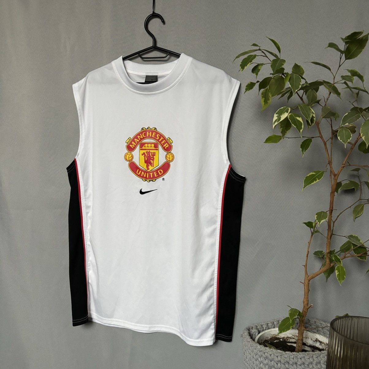 Nike Nike Manchester United vintage jersey white large rare Size US L / EU 52-54 / 3 - 2 Thumbnail