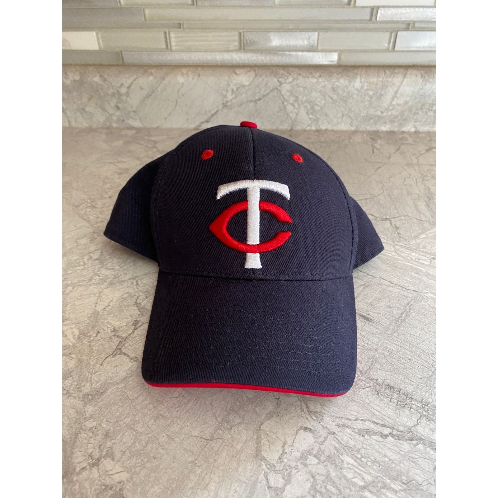 MLB Minnesota Twins Fan Favorite Snapback MLB Baseball Hat Size ONE SIZE - 2 Thumbnail