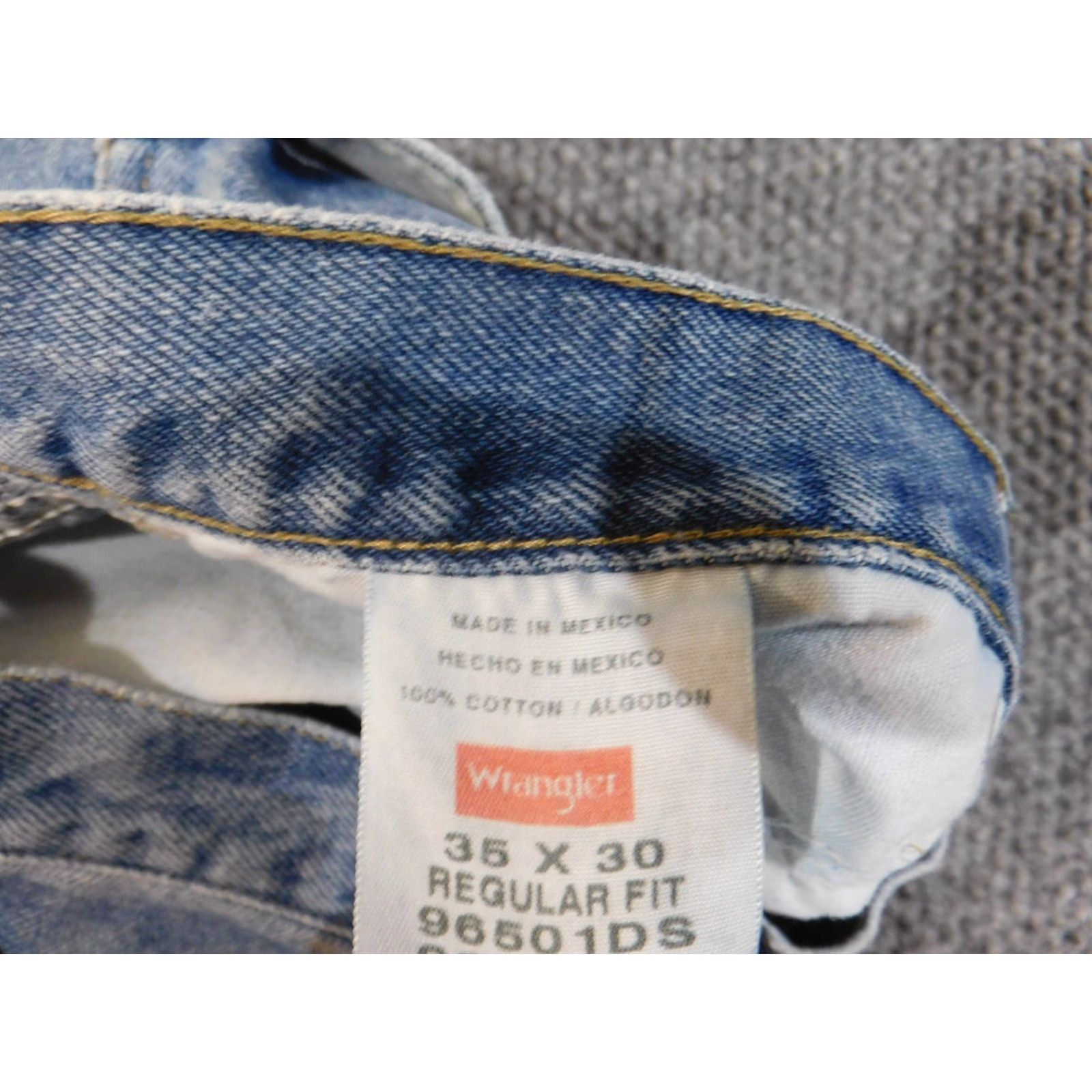 Wrangler Wrangler Jeans Mens 35x30 Blue Straight Regular Fit Workwear Authentics Denim Cotton Zip Pockets Cowboys Wrangler Size US 35 - 3 Thumbnail