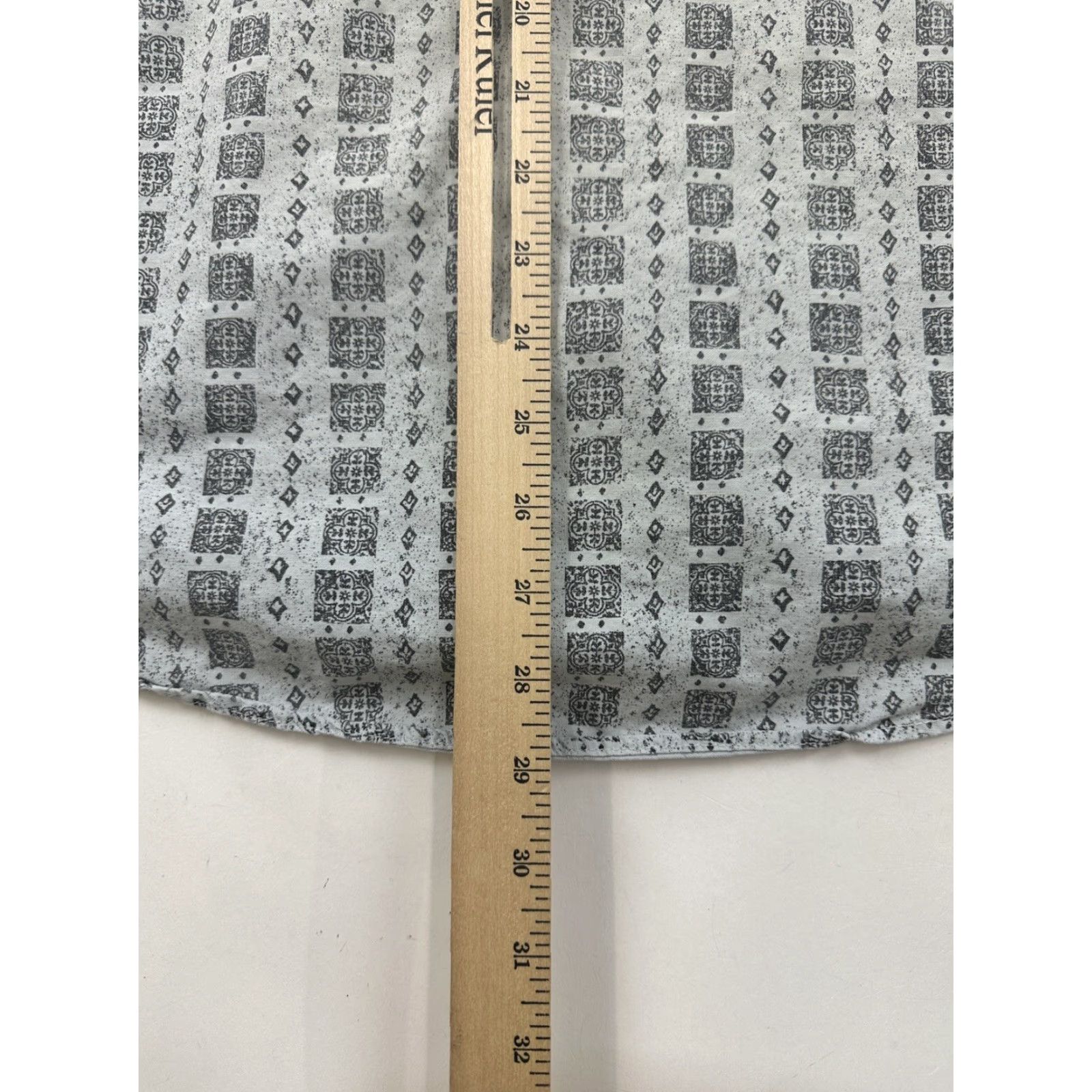 Etro Maxx FM Shirt Mens Large Geometric Print Stone Wash Casual Retro Size US L / EU 52-54 / 3 - 7 Thumbnail