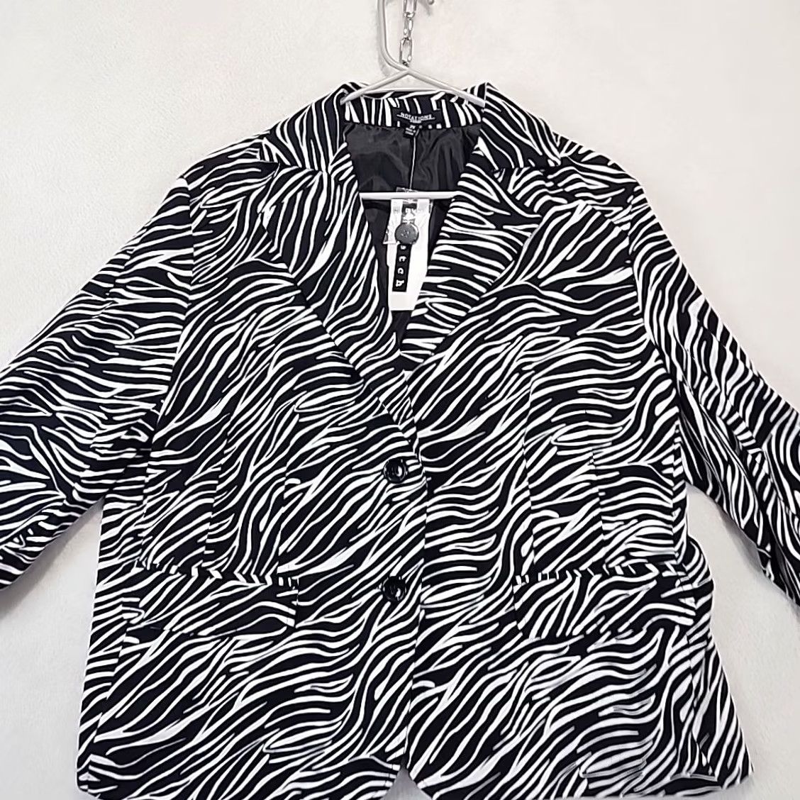 Vintage Notations Women's Plus Size 2X Black White Zebra Print Blazer Shirt Blazer Women 2X Zebra Print with Pockets XL 2X Size XXL / US 16-18 / IT 52-54 - 3 Thumbnail