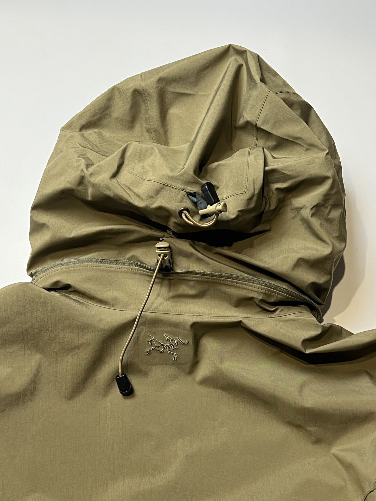Arc'teryx Arc'teryx LEAF Alpha Gen 1 Jacket – Crocodile / Gore-Tex Size US XL / EU 56 / 4 - 8 Thumbnail