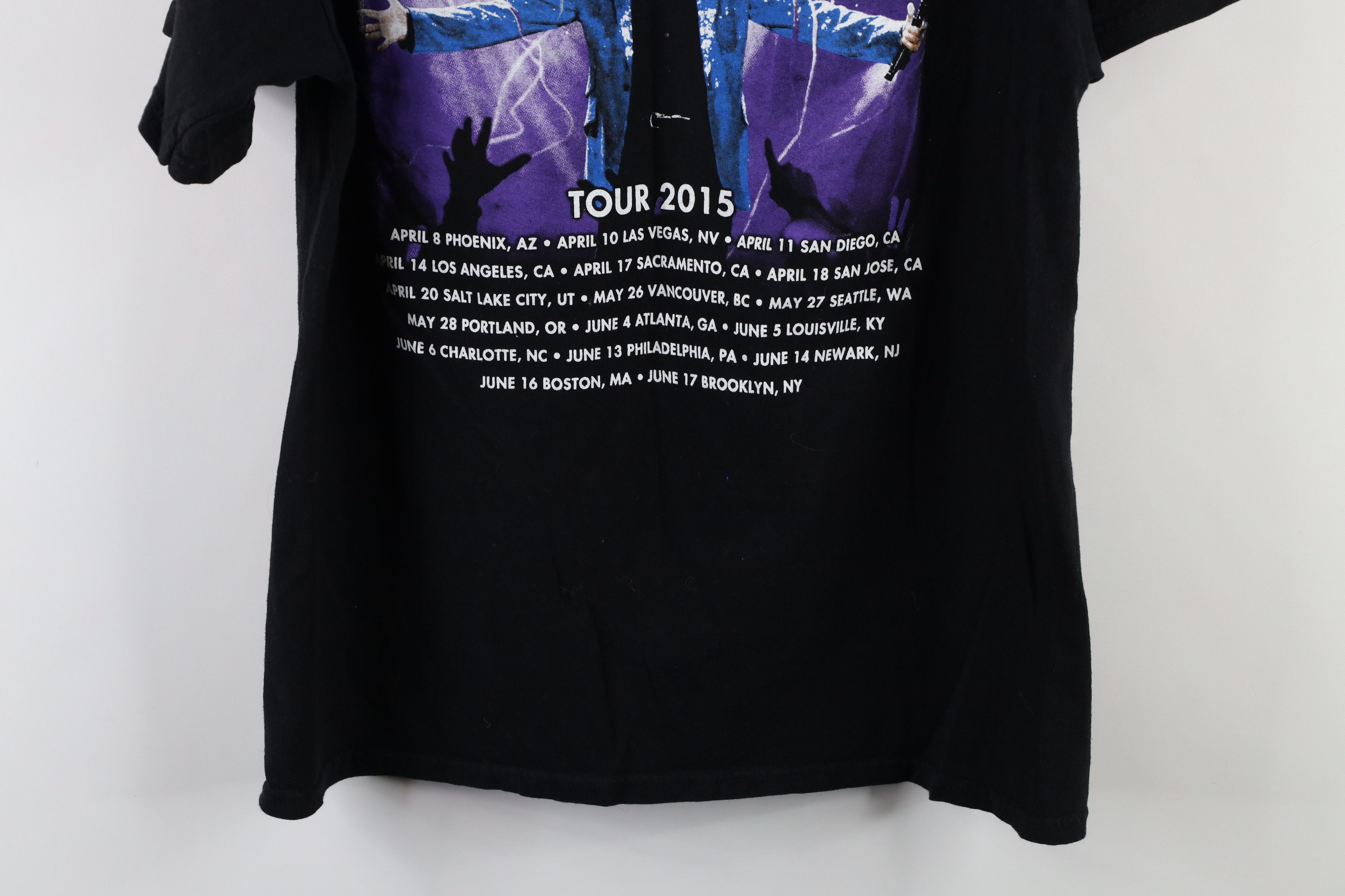 Vintage Vintage Y2K Last Time Tour Barry Manilow Band T-Shirt Black Size US L / EU 52-54 / 3 - 14 Thumbnail