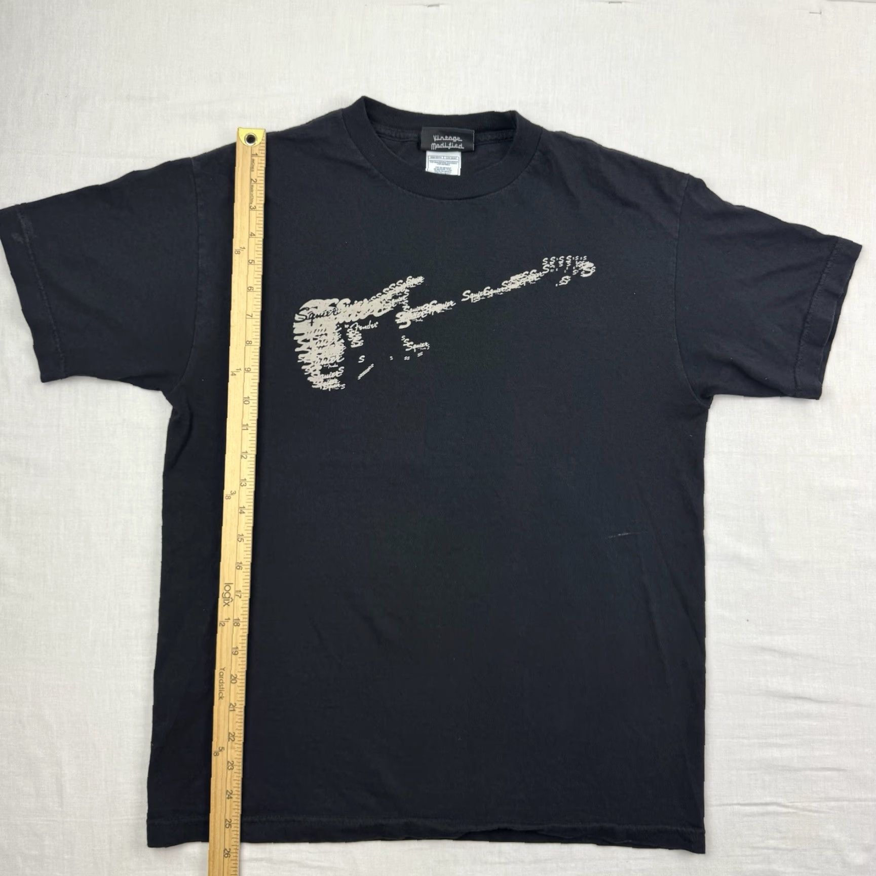 Fender VINTAGE Fender Squier T Shirt Men Adult Medium Black Cotton Short Sleeve Crew Neck Music Band Rock And Roll 90s Womens Mens Boys Girls? Size US M / EU 48-50 / 2 - 7 Thumbnail