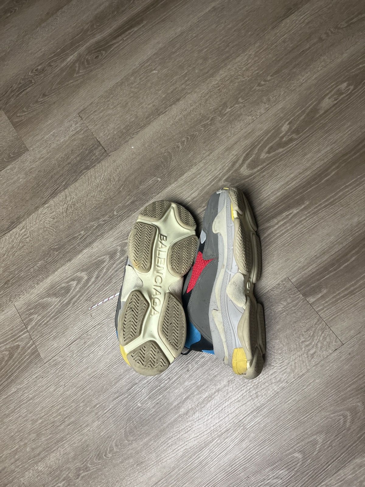 Balenciaga Balenciaga Triple S Sneakers – Size 45 (US 12) Size US 12 / EU 45 - 6 Thumbnail