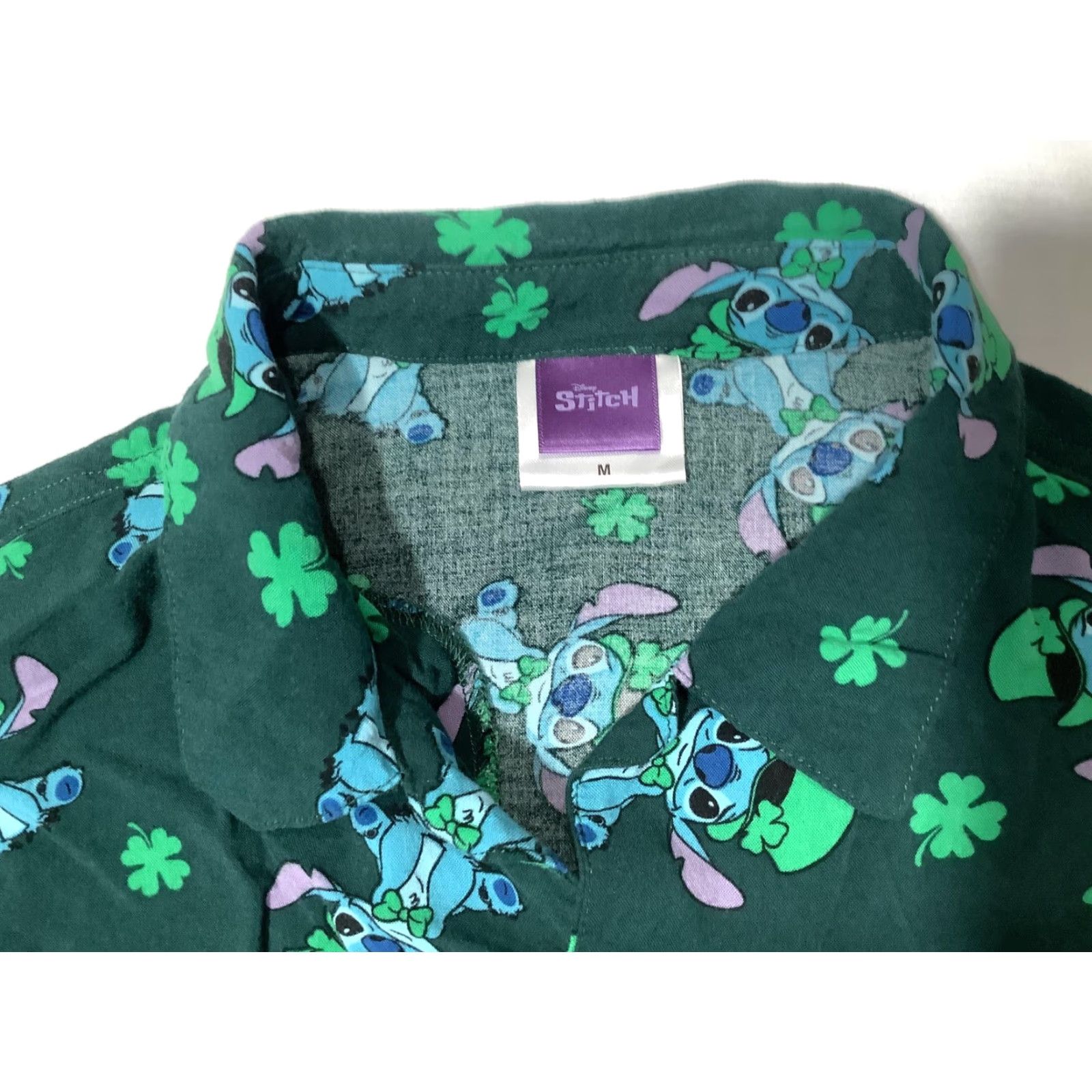 Disney VINTAGE Disney Stitch Shirt Mens Medium Green Shamrock St Patricks Day Button Up Rayon Size US M / EU 48-50 / 2 - 4 Thumbnail