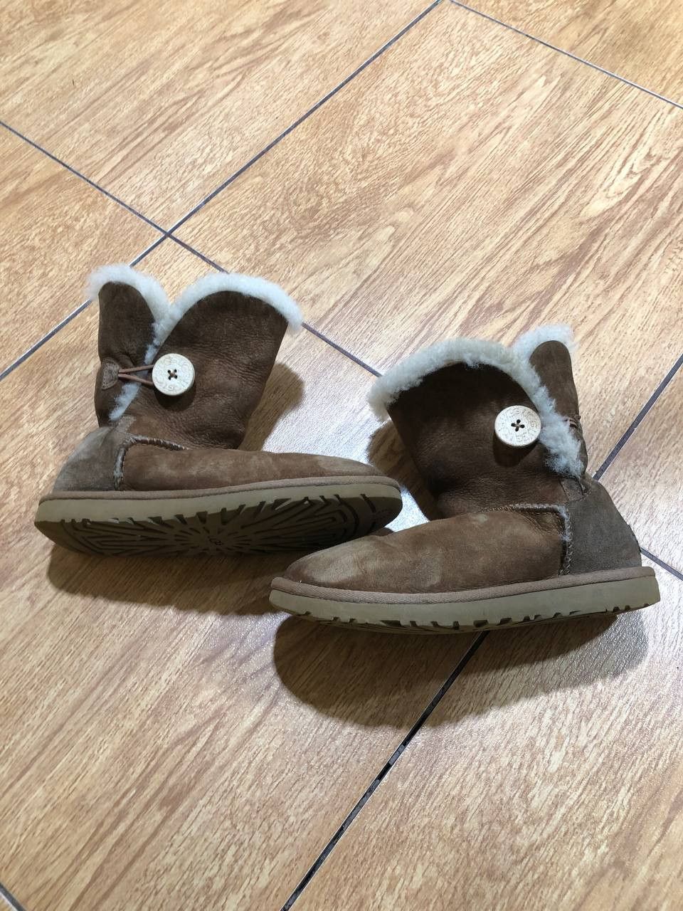 Ugg Vintage UGG Warm Streetwear Boots Size 5 Size US 5 / IT 35 - 5 Thumbnail