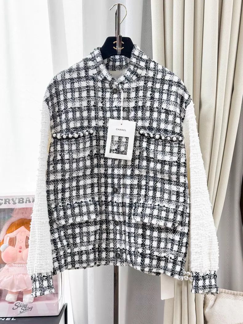 Chanel Chanel Plaid pearl stitching four-pocket knitted jacket Size XS / US 0-2 / IT 36-38 - 1 Thumbnail