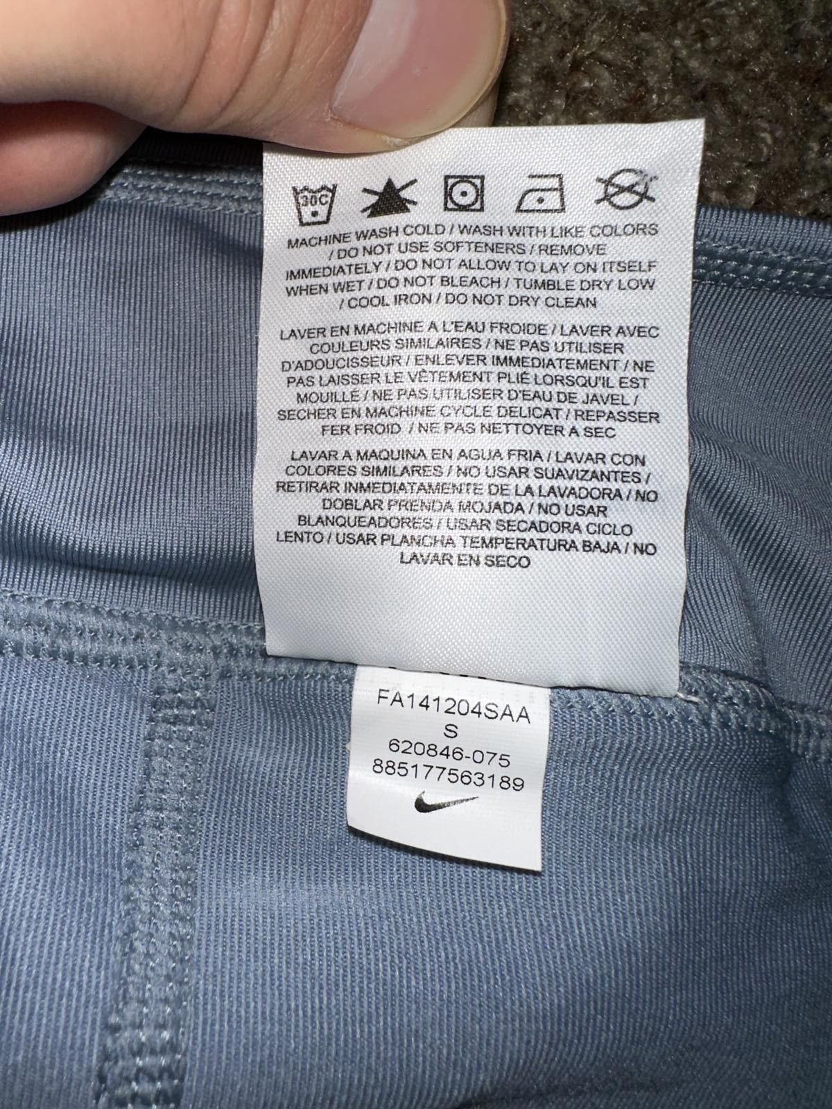 Nike Nike Court Women's Tennis Skort Black Skirt W/ Compression Shorts 2014 Size 32" / US 10 / IT 46 - 4 Thumbnail