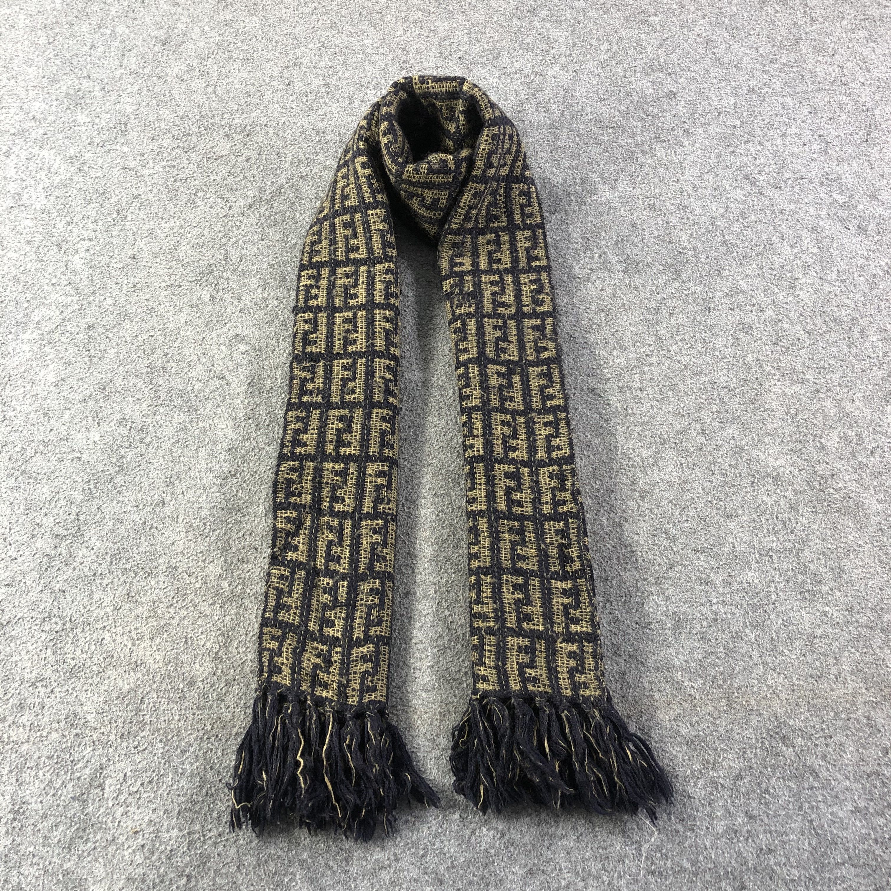 Fendi Fendi FF Monogram Full Print Wool Scarf Muffler V1145 Size ONE SIZE - 1 Thumbnail