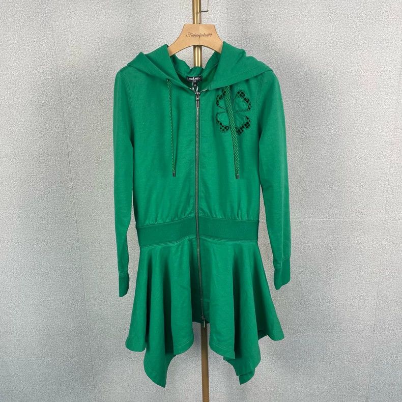 Chanel Chanel Forest Green Hoodie Dress XS Size US XS / EU 42 / 0 - 1 Thumbnail