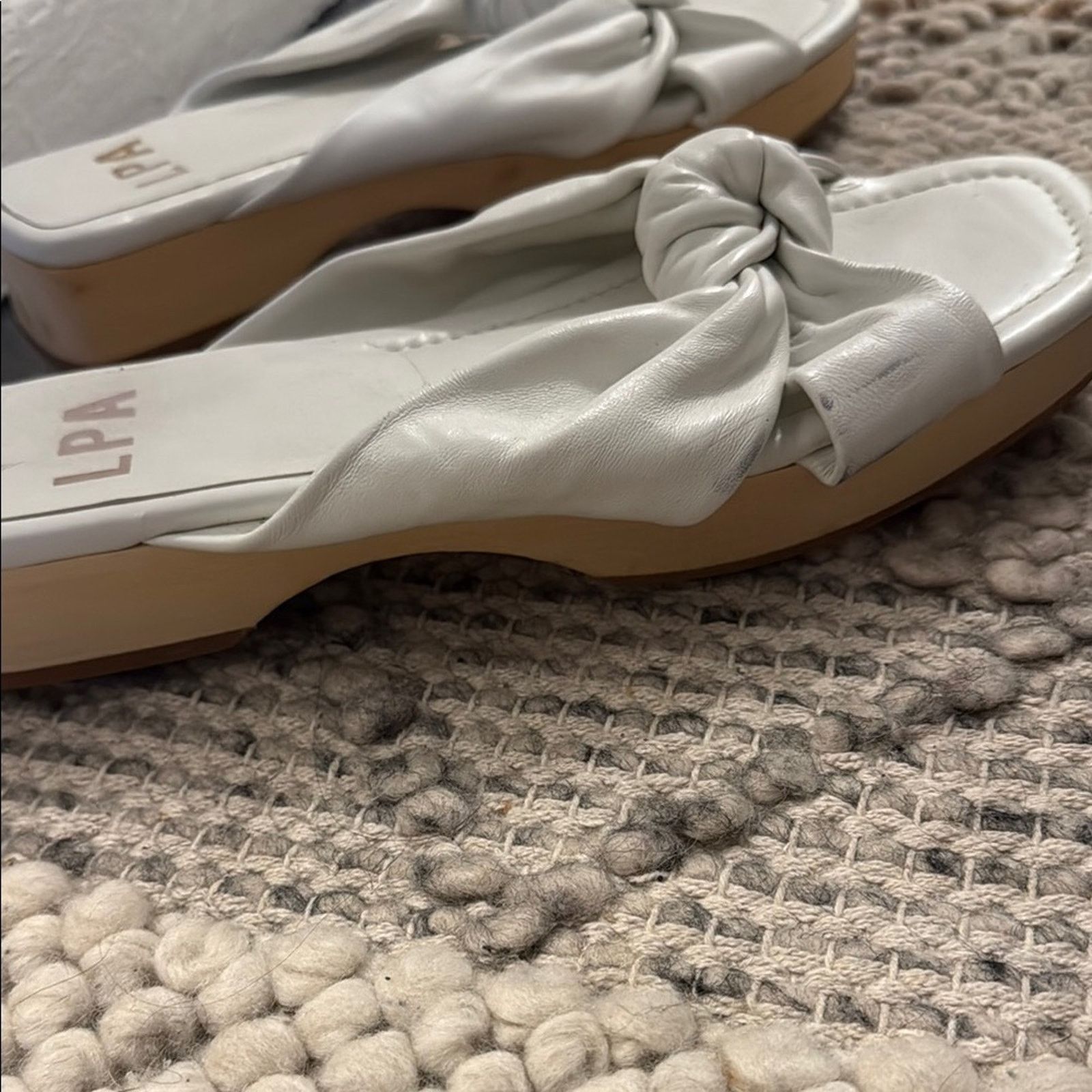 Other NWT LPA from Revolve White Knotted Slide Sandals Size 9 Size US 9 / IT 39 - 4 Thumbnail