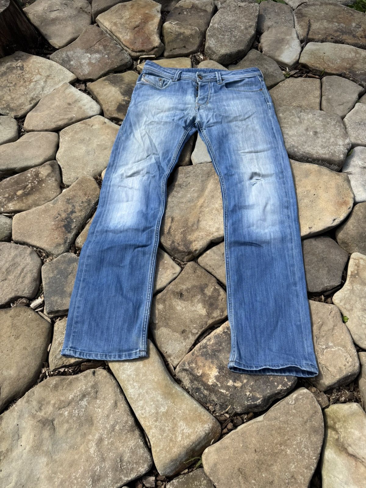 Diesel Vintage Diesel Larkee Diestressed Jeans pants Size US 32 / EU 48 - 2 Thumbnail