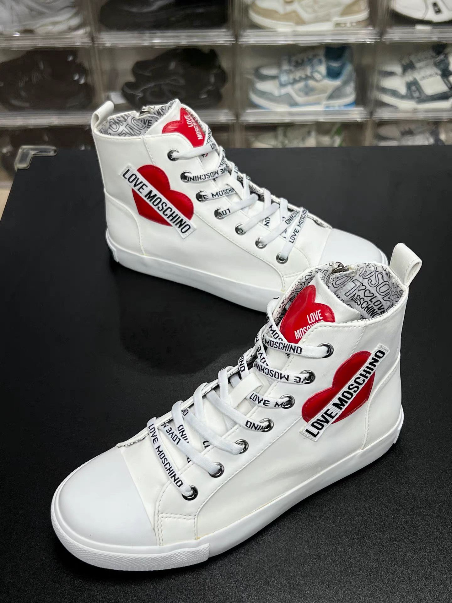 Moschino Moschino High-Top Sneakers K15 Size US 6 / IT 36 - 1 Thumbnail