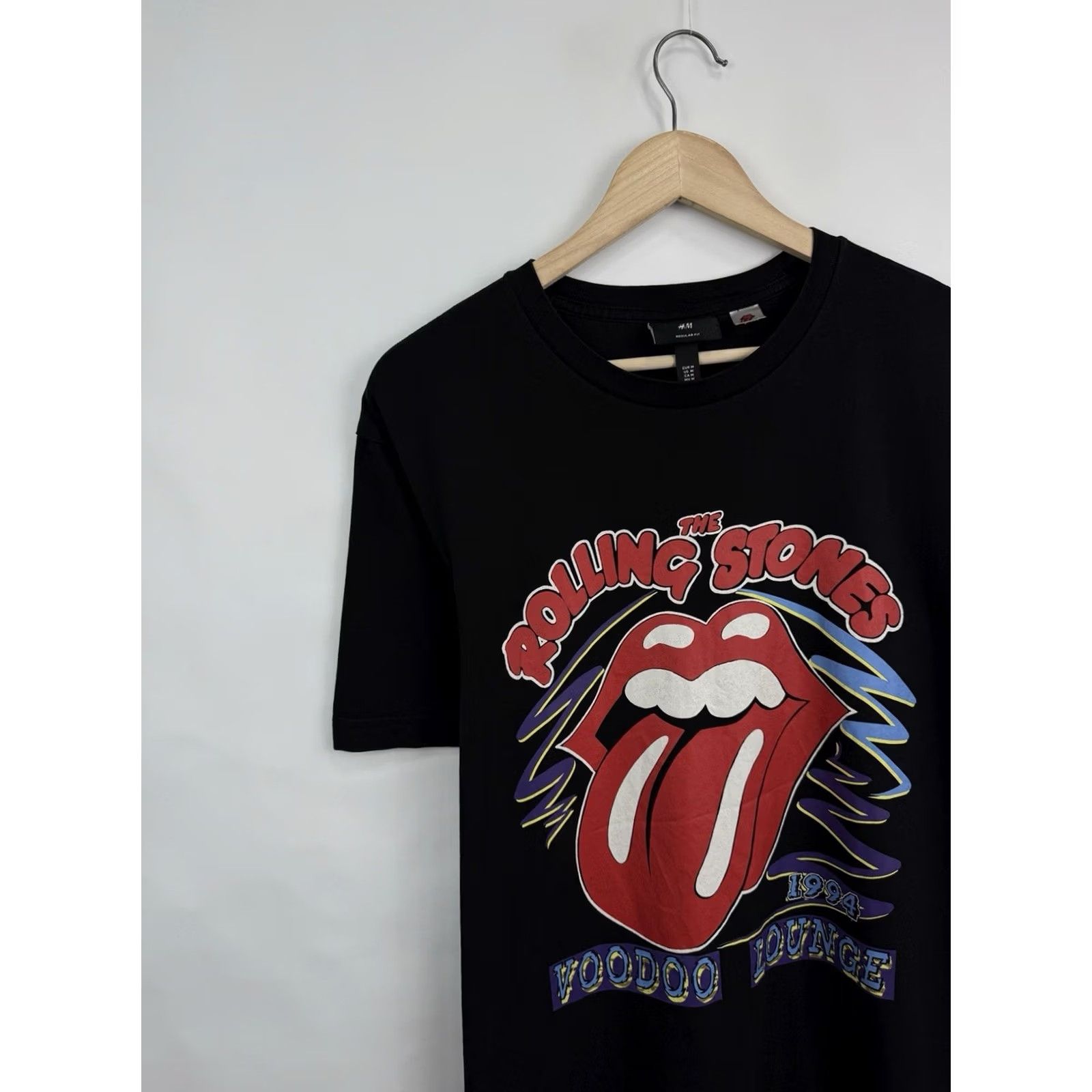 H&M H&M The Rolling Stones Voodoo Lounge World Tour 94 T-Shirt Black M Mens Colorful 90s Size US M / EU 48-50 / 2 - 3 Thumbnail