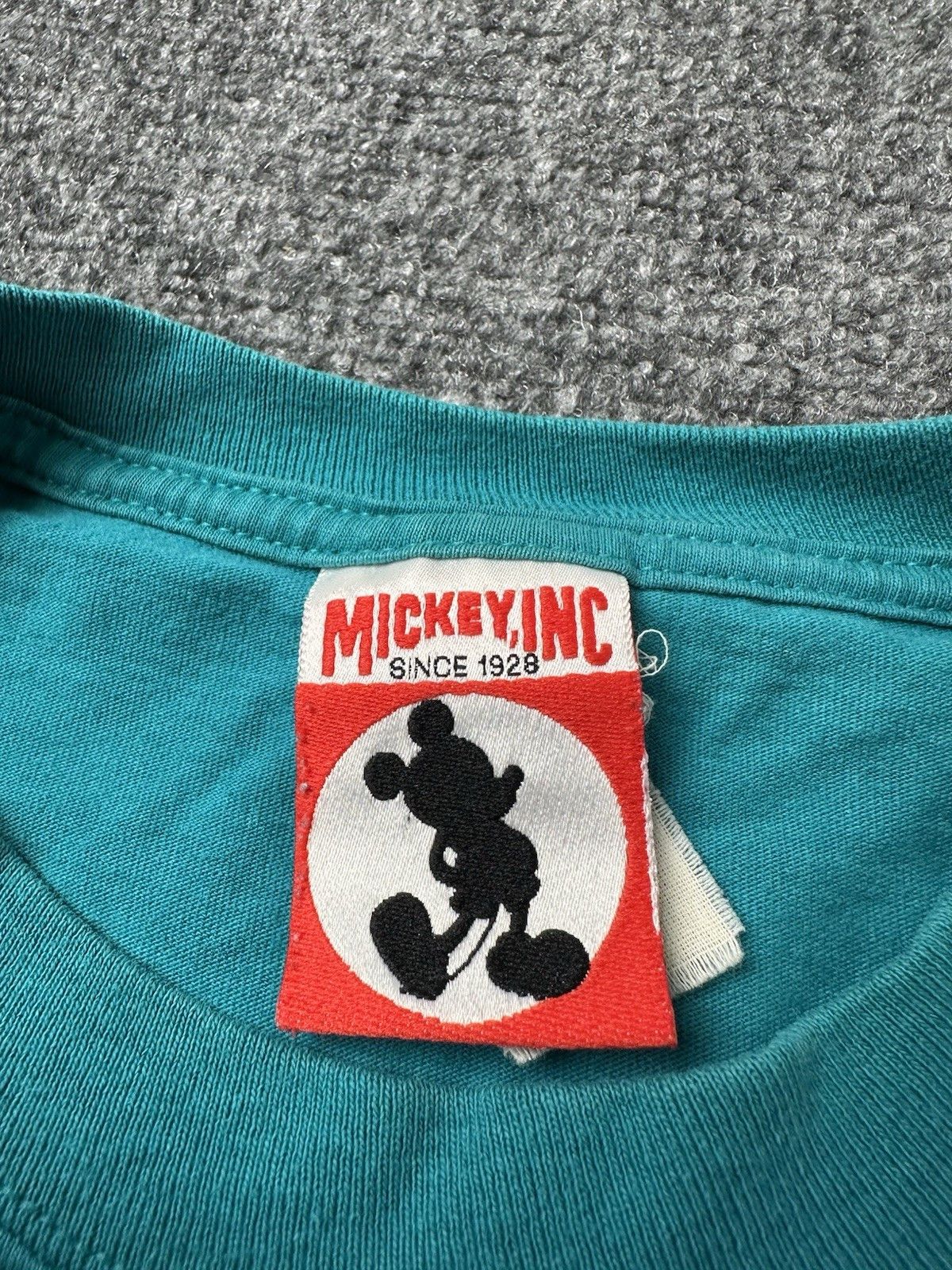 Disney Mens Disney Mickey Mouse Wizard Walt Disney World, Size L Size US L / EU 52-54 / 3 - 3 Thumbnail