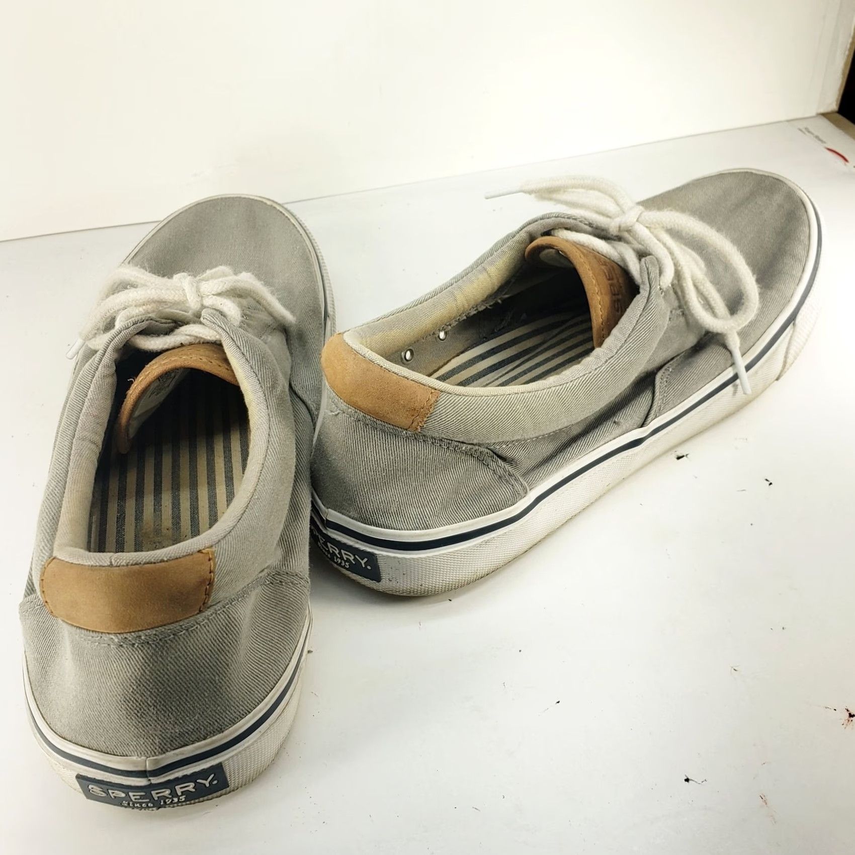 Sperry SPERRY Men’s Sneaker STS22045 GREY Striper II CVO Vulcanized Sneaker SIZE 11M Cant be N/A Size US 11 / EU 44 - 4 Thumbnail