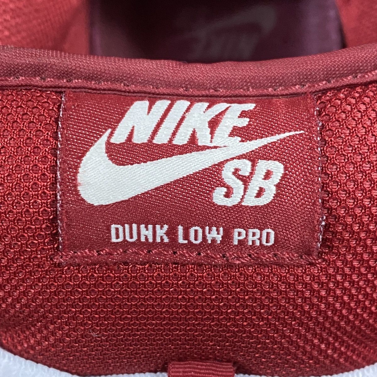Nike SB Dunk Low Valentine’s Day 2014 Size US 8.5 / EU 41-42 - 8 Thumbnail