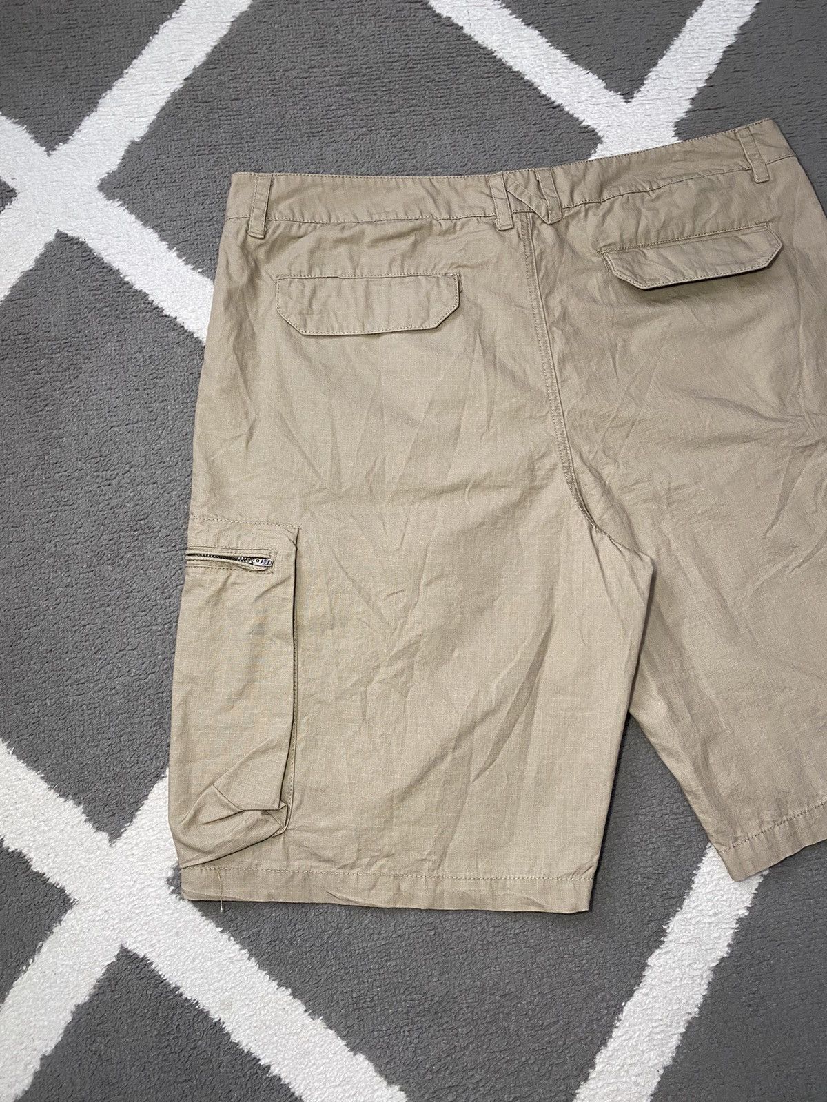 Nike × Vintage Vintage 00’s Y2K Nike Cargo Shorts Beige brand new ACG Size US 38 / EU 54 - 7 Thumbnail