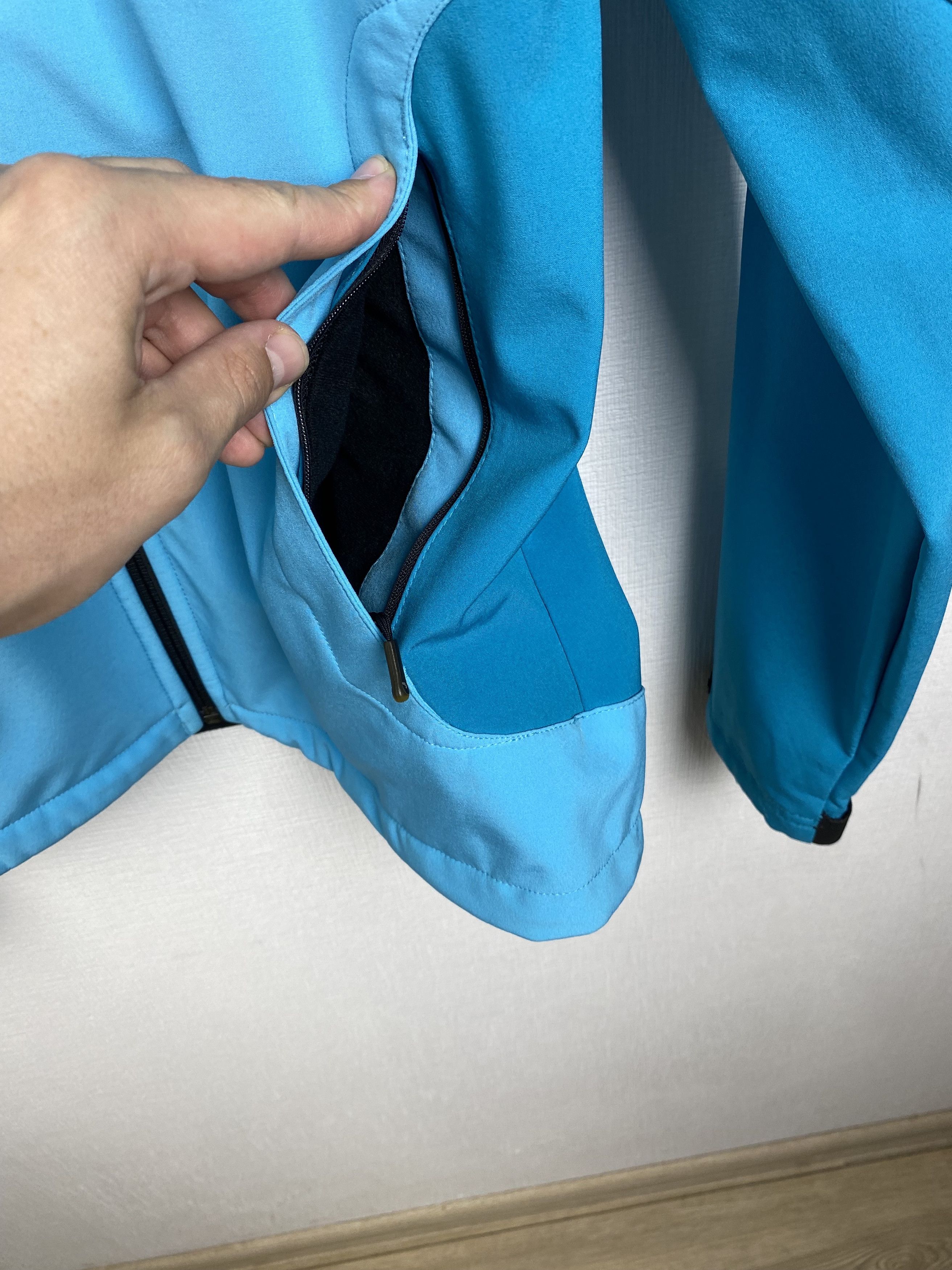 Designer Salewa Outdoor Softshell Jacket womens size XL Size XL / US 12-14 / IT 48-50 - 14 Thumbnail