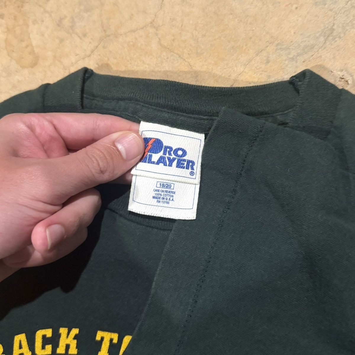 Pro Player Vintage 1990s Pro Player Green Bay Packers Champions NFL Tee Size US M / EU 48-50 / 2 - 4 Thumbnail
